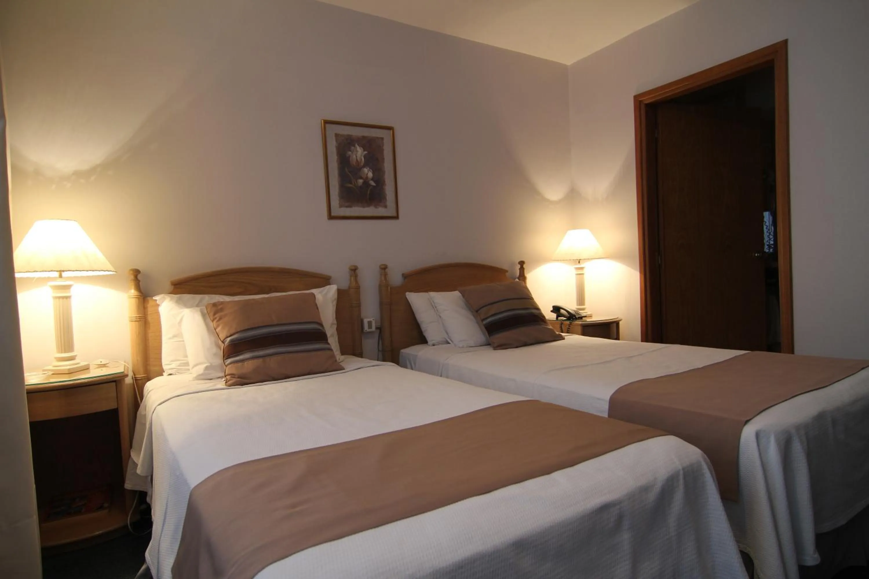 Twin Room in Crystal Palace Hotel