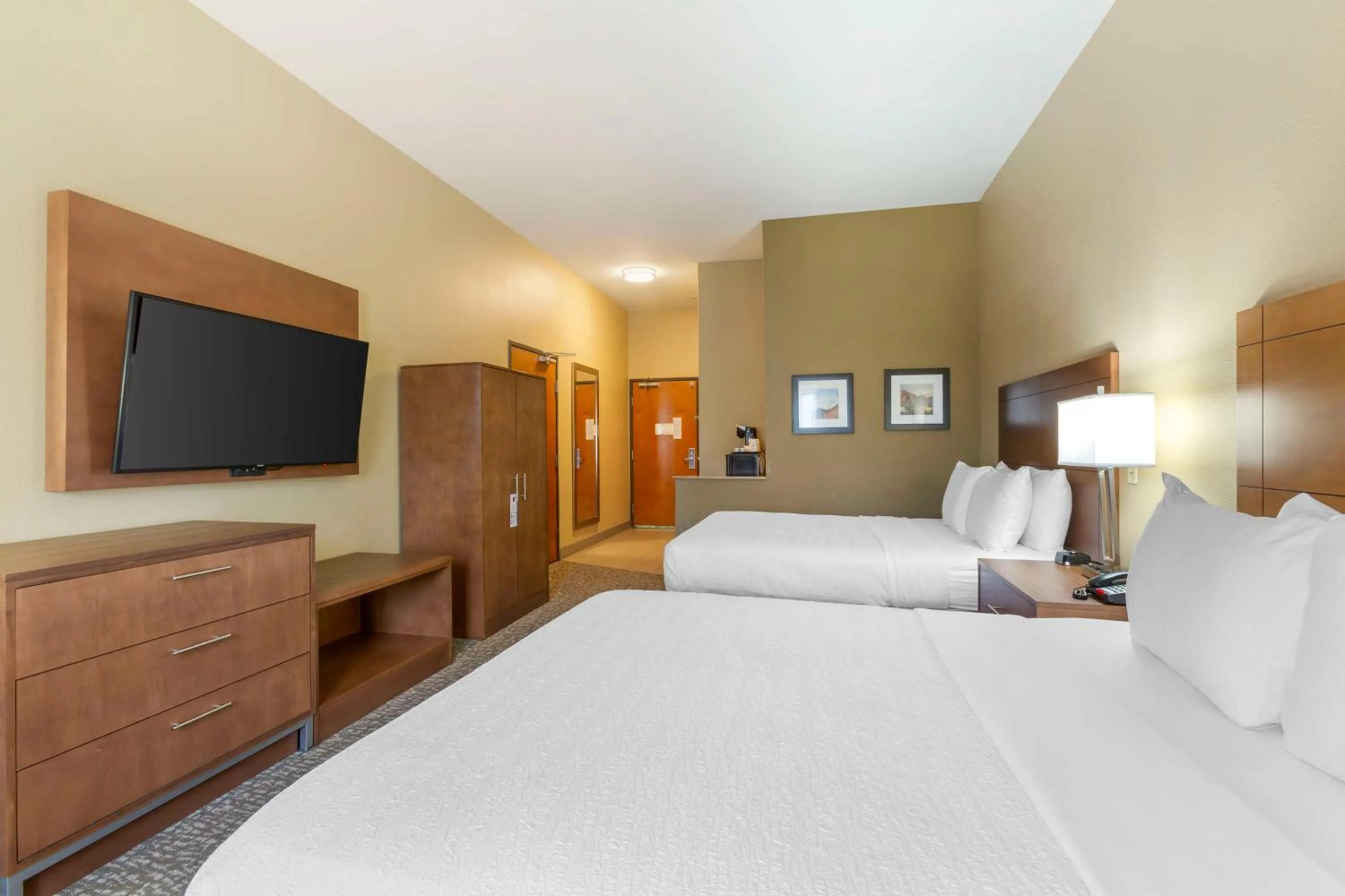 Queen Room with Two Queen Beds - Disability Access in Best Western Plus Surprise-Phoenix NW