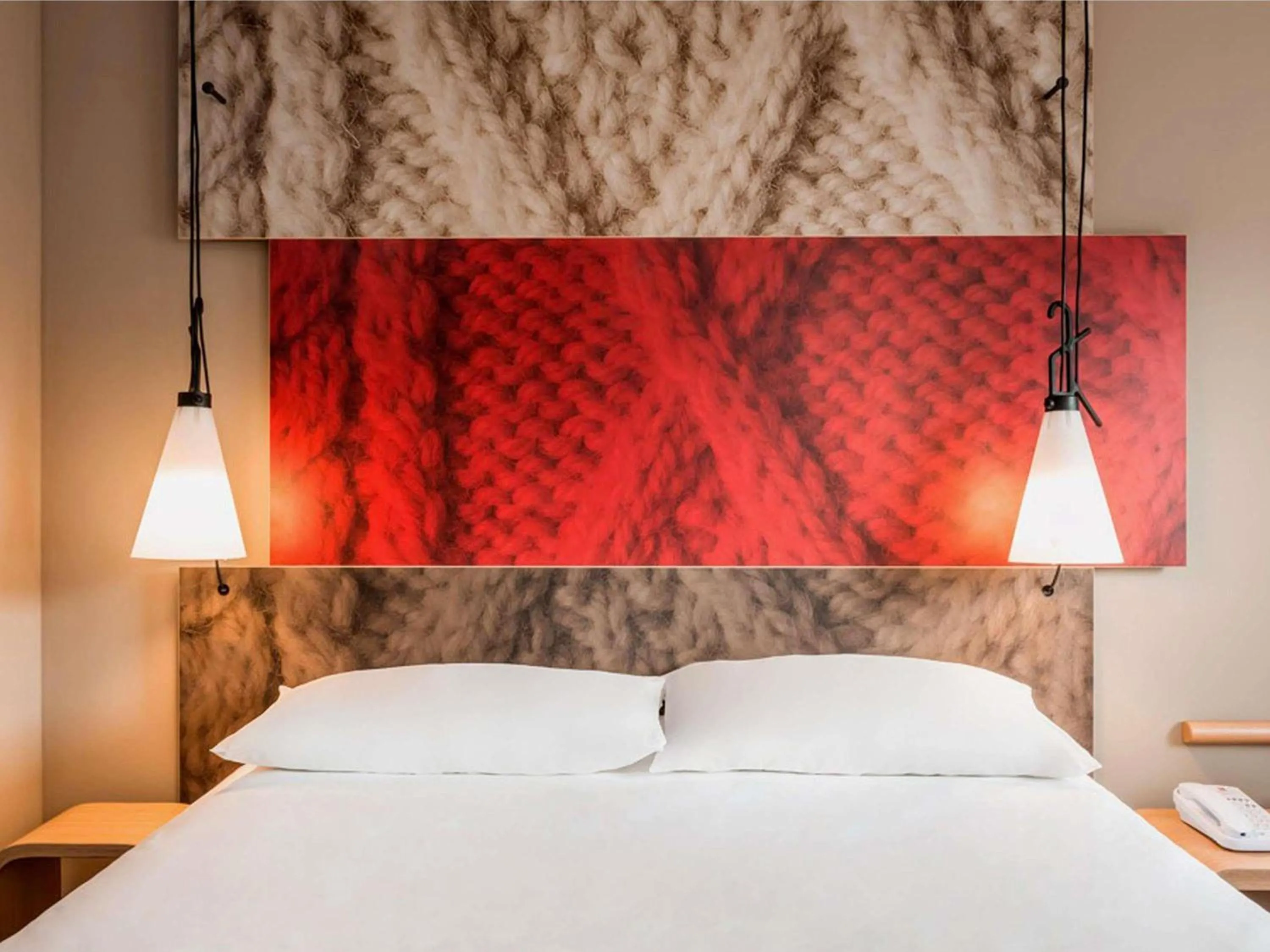 Standard Double Room with Sofa in ibis Quimper