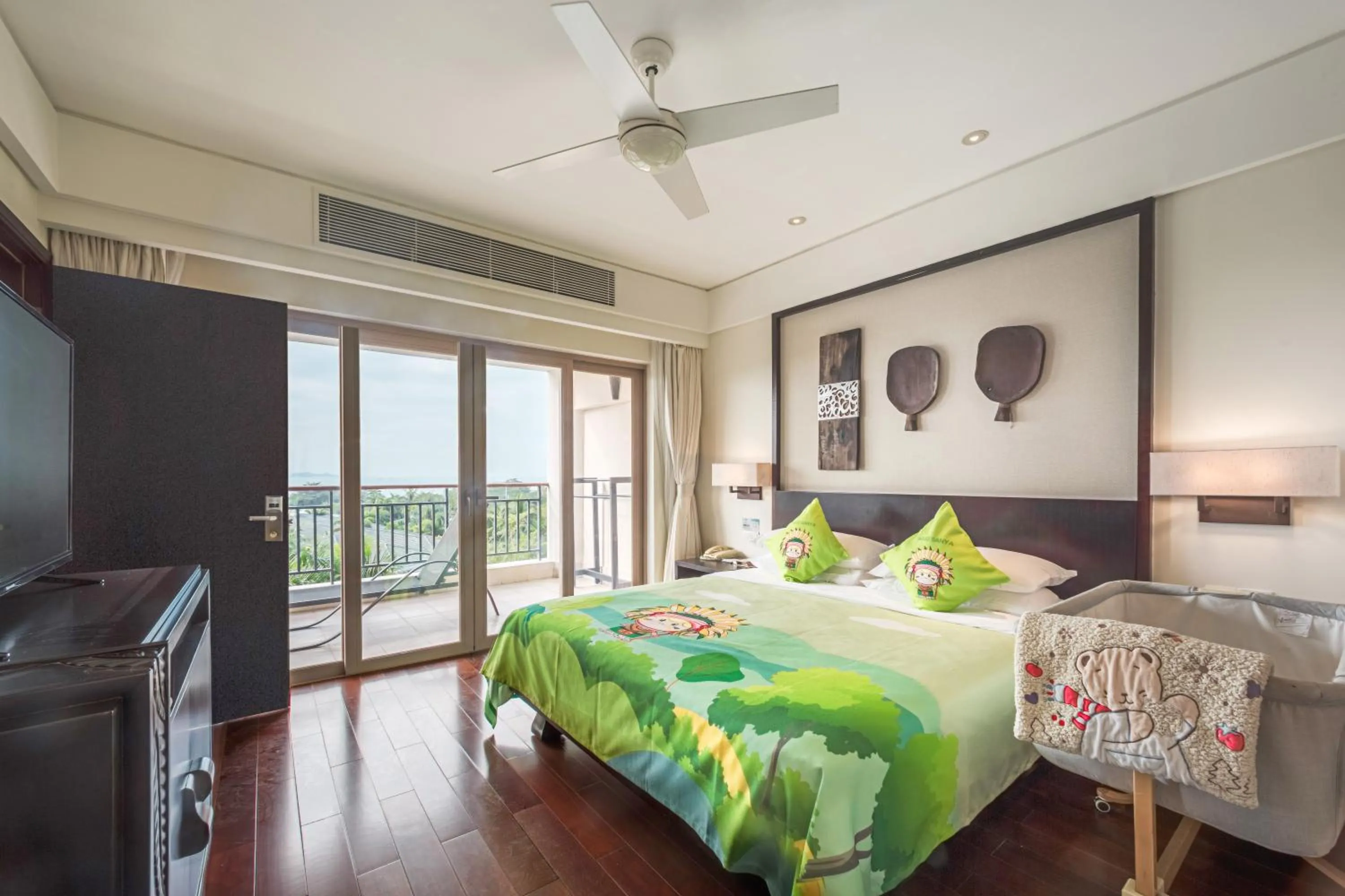 Kidz Suite with Garden View in Howard Johnson Resort Sanya Bay