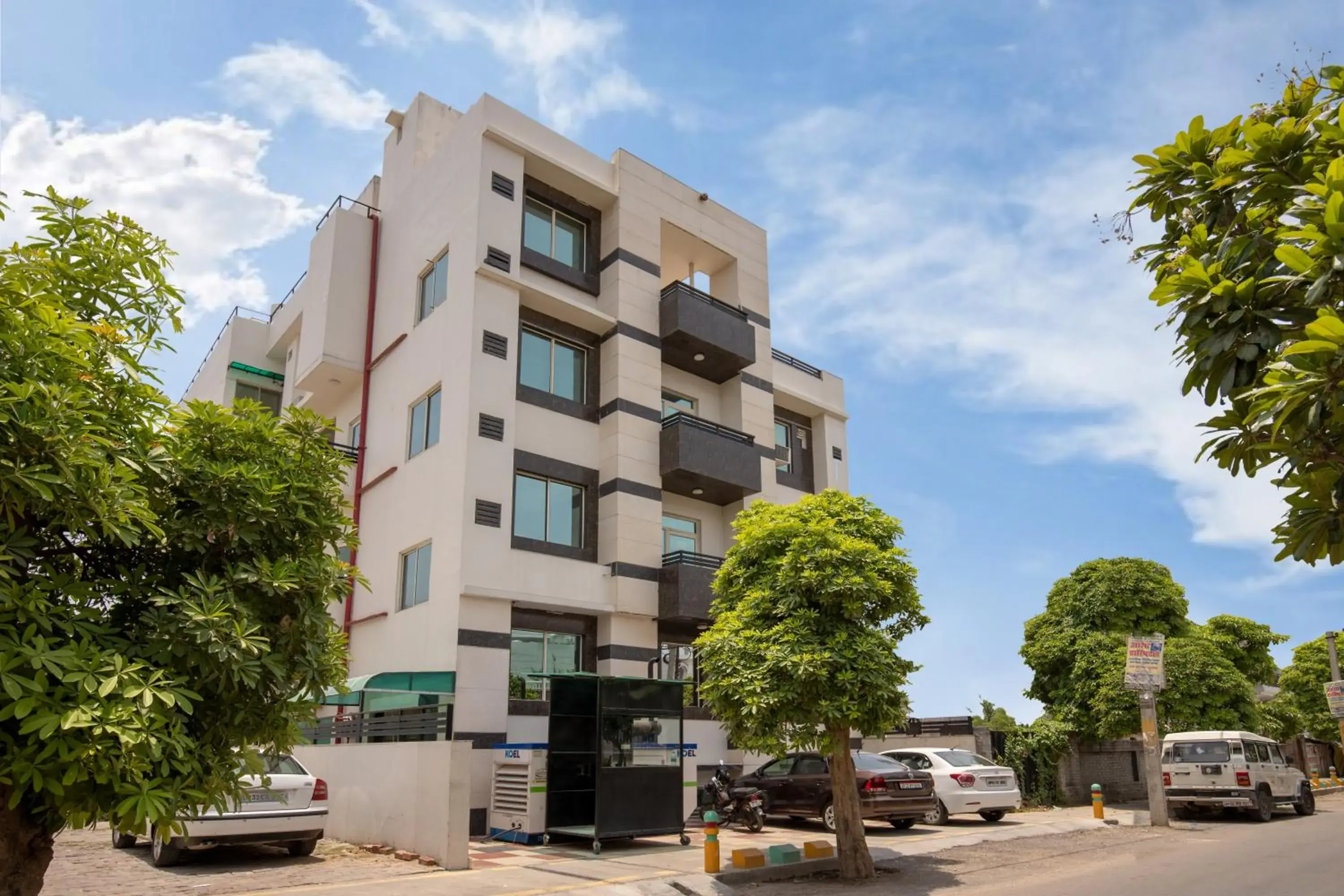 Elite Suites MINT Gomti Nagar Elite Suites MINT Gomti Nagar