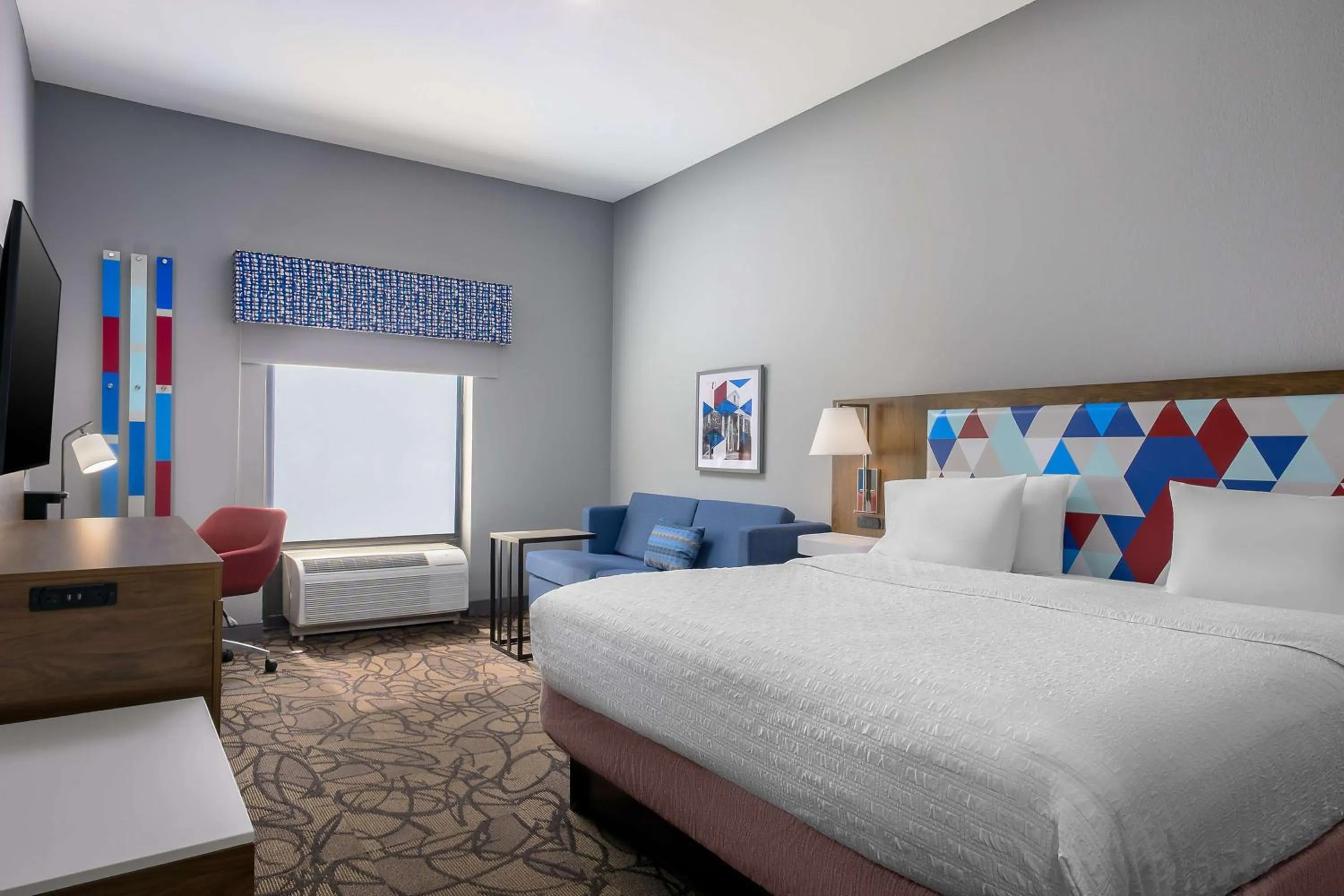 King Room with Sofa Bed and Study - Non-Smoking in Hampton Inn & Suites Birmingham-Pelham - I-65