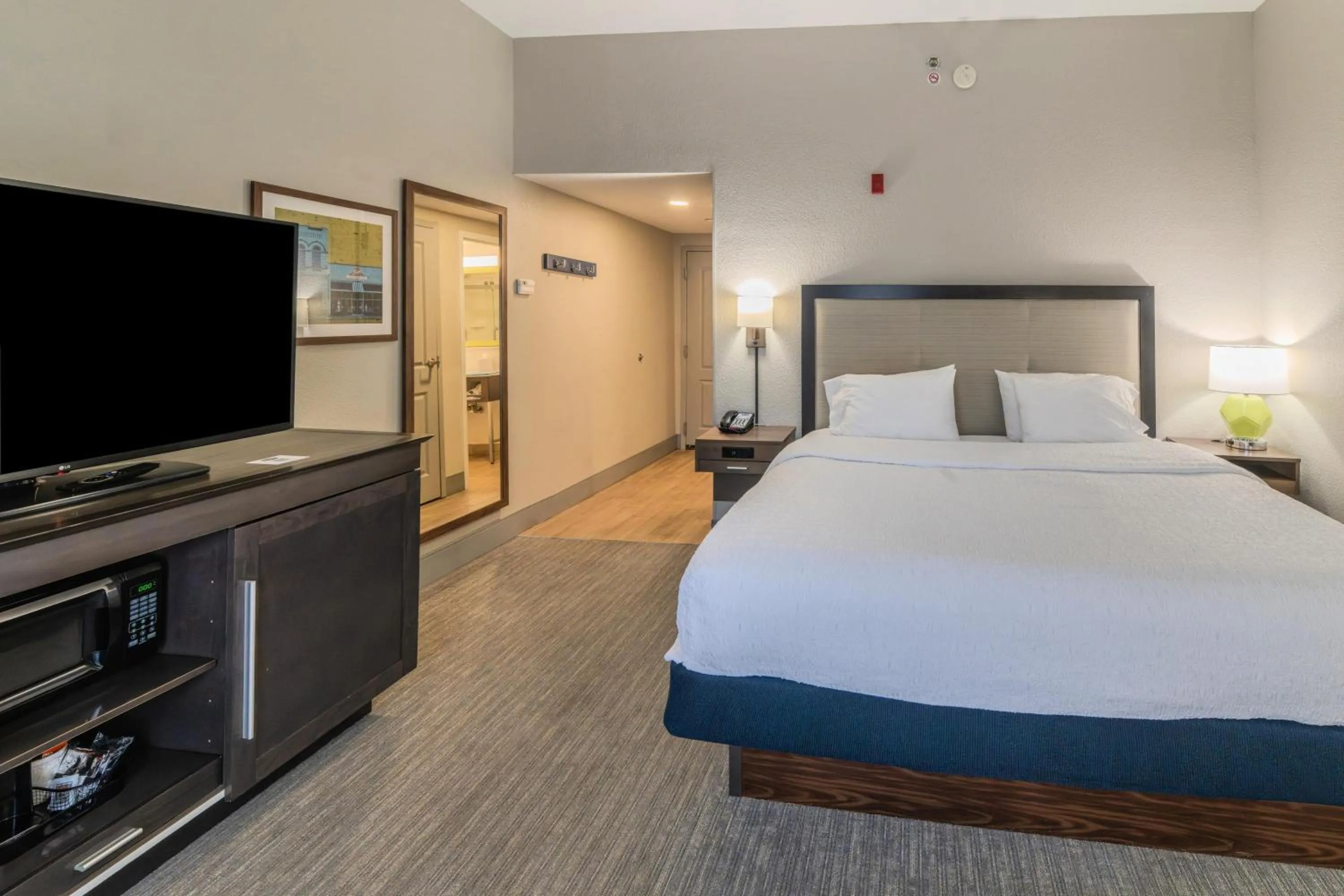 King Room with Sofa Bed and Study - Non-Smoking in Hampton Inn Jasper, AL