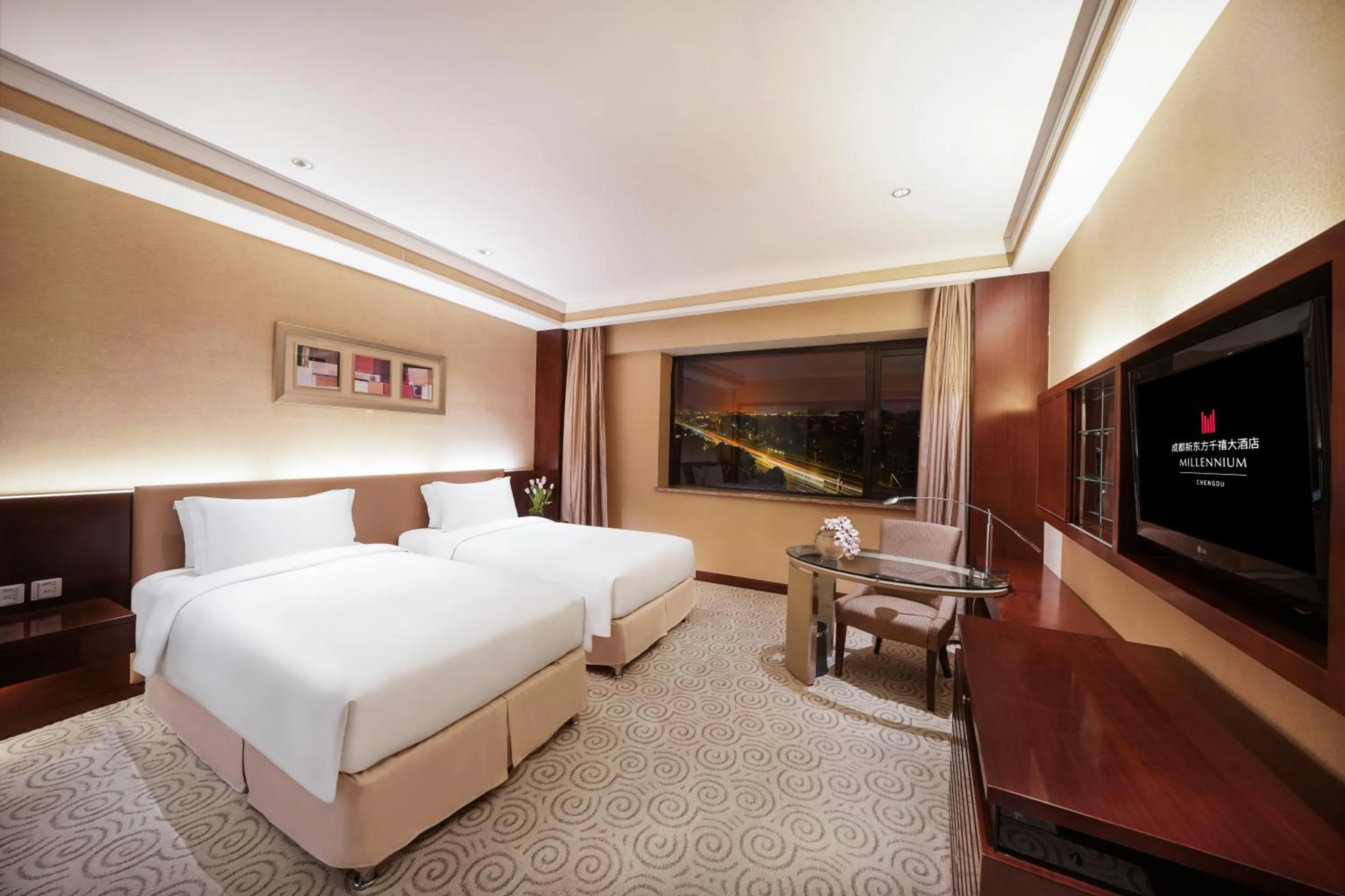 Executive Twin Room in Millennium Hotel Chengdu