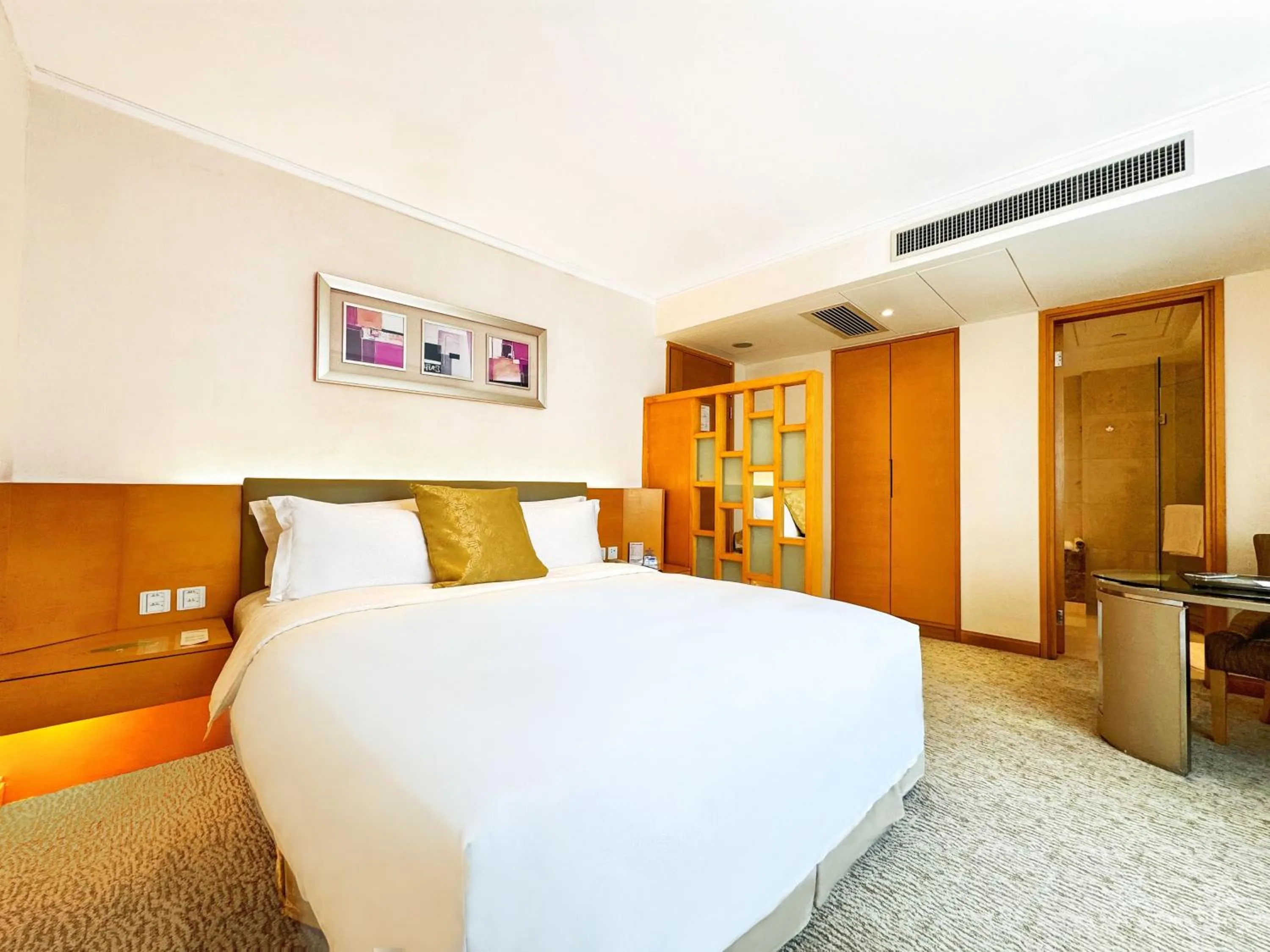 Superior Double Room in Millennium Hotel Chengdu