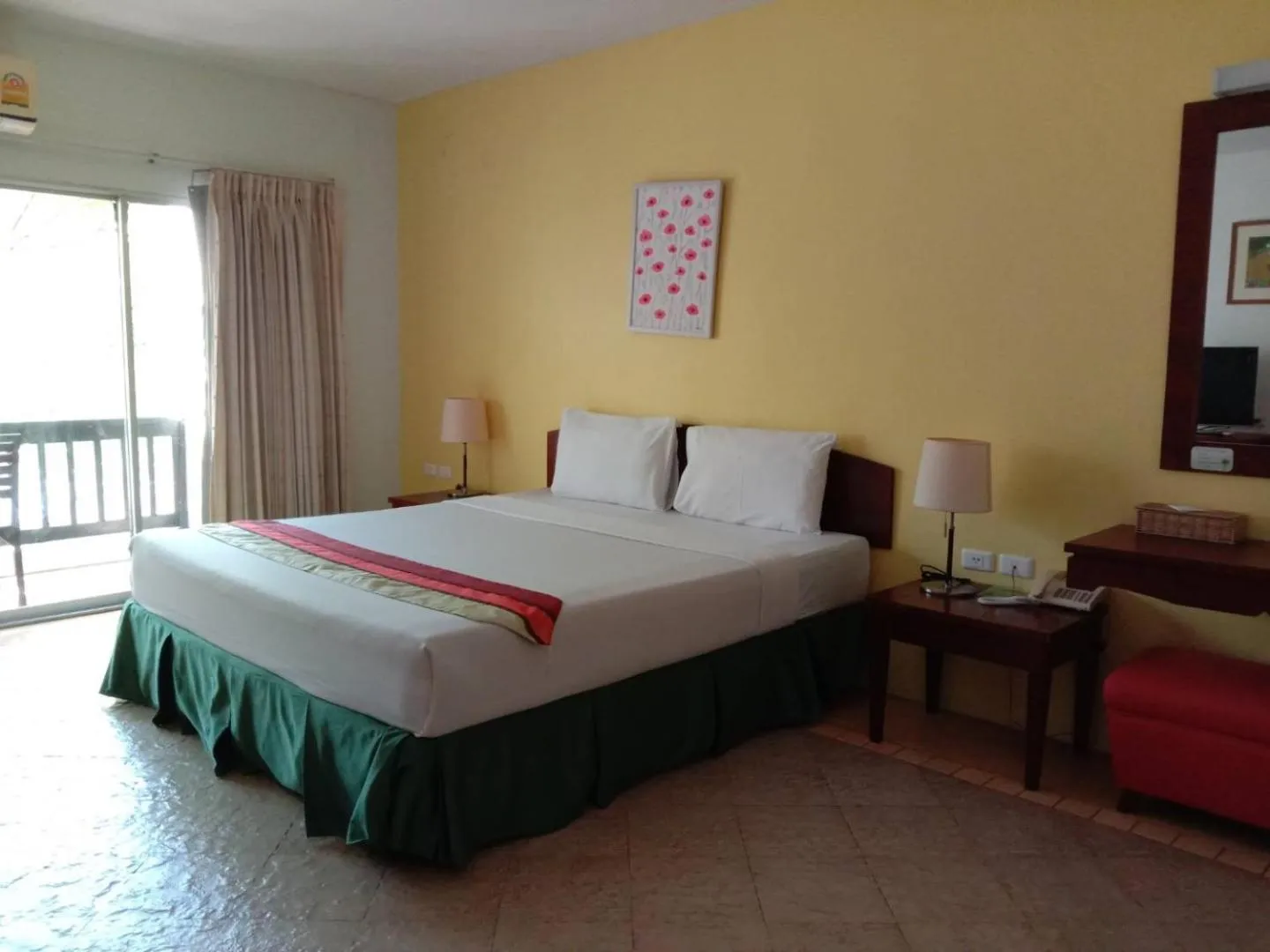 Superior Twin Room in Golden Pine Beach Resort