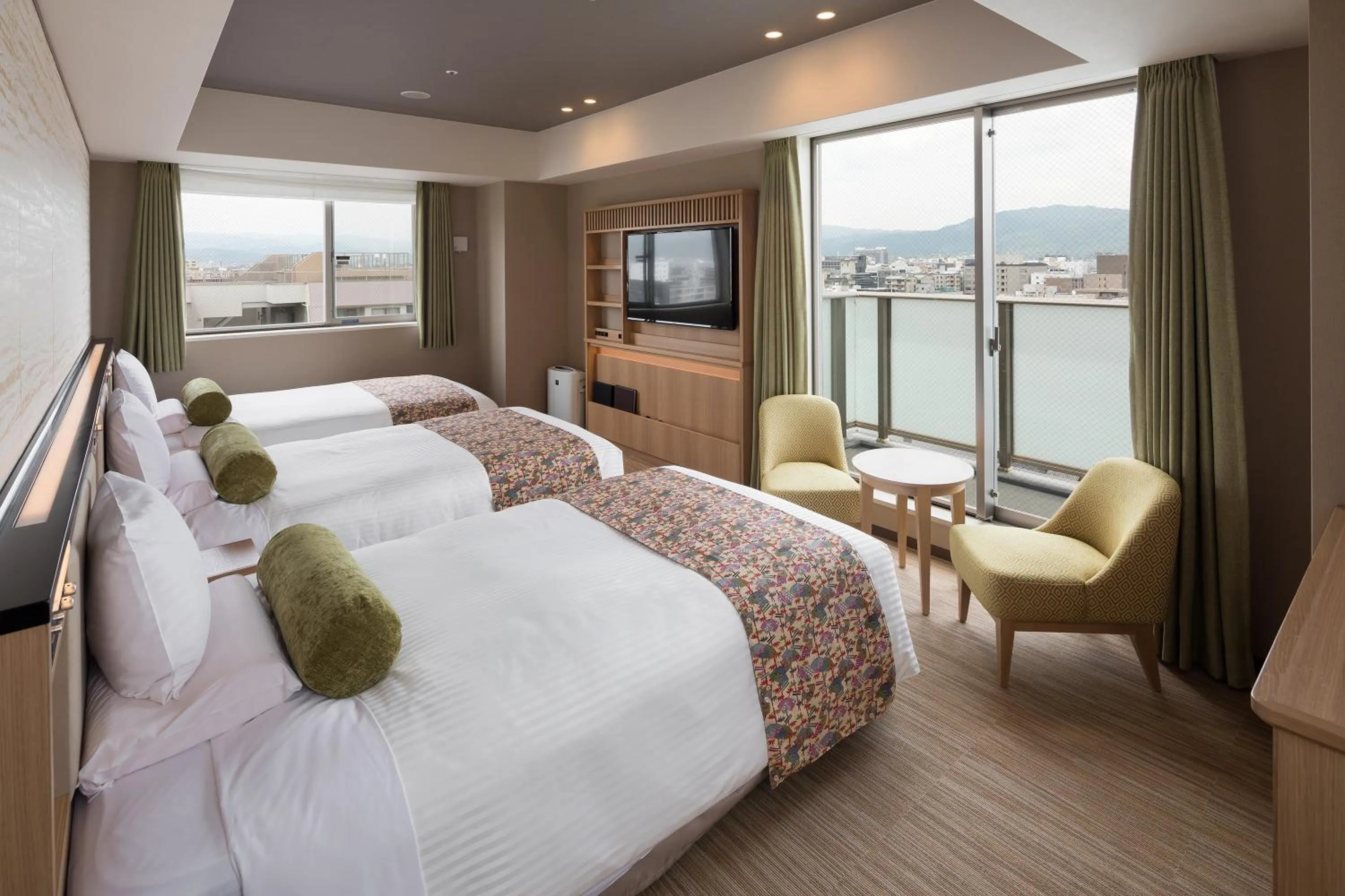 Deluxe Triple Room with View - Non-Smoking in HOTEL MYSTAYS Kyoto Shijo