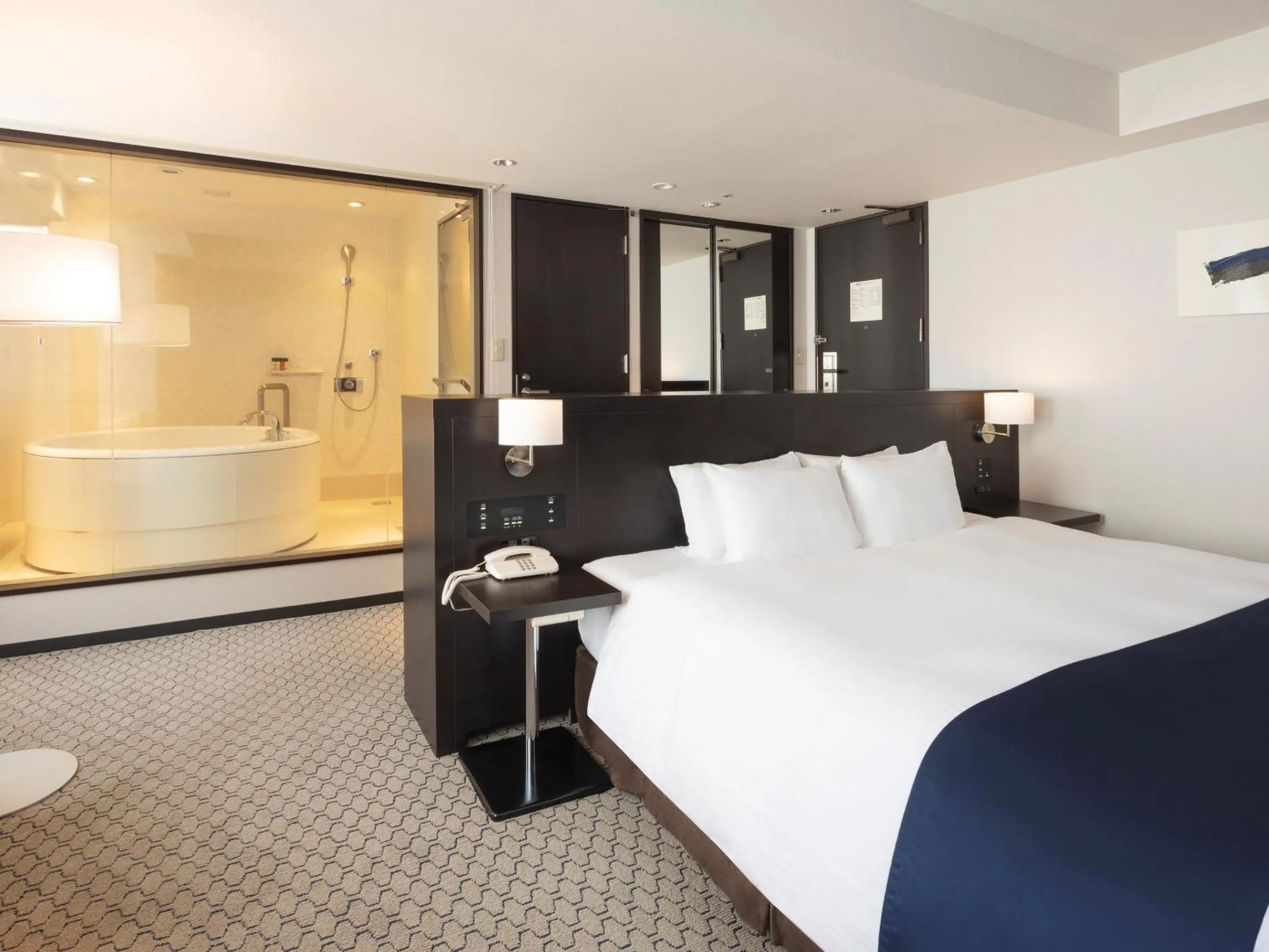 Deluxe Double Room - Executive Floor with Lounge Access in Sapporo Grand Hotel