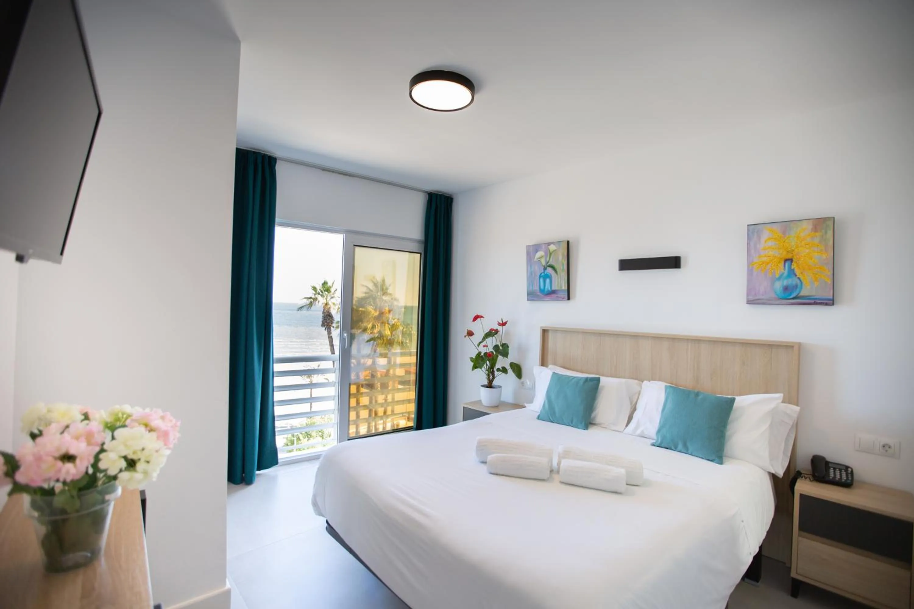 Double or Twin Room with Sea View in Hotel Mediterráneo by Croma