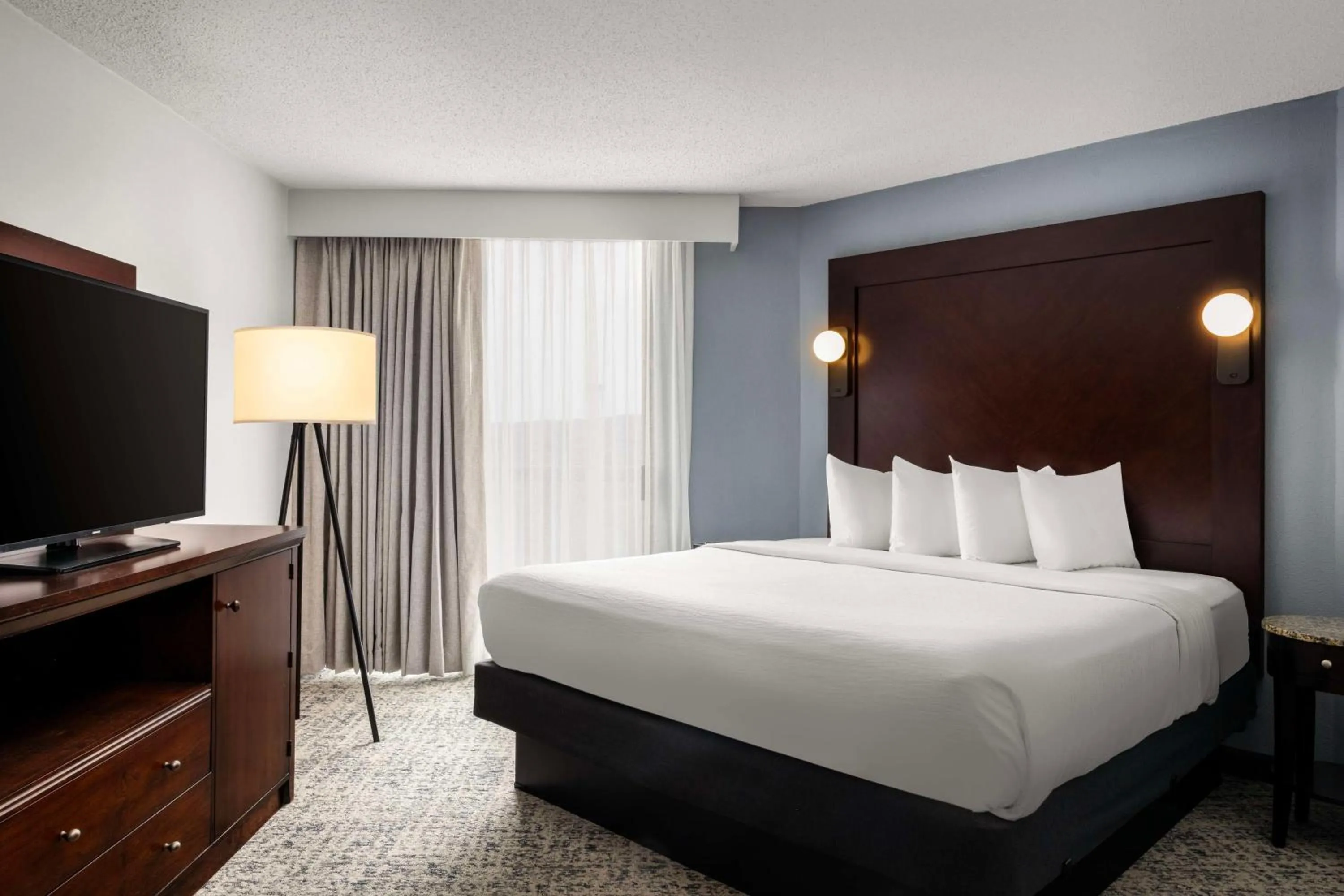 One-Bedroom King Suite with Conference Table - Non-Smoking in Embassy Suites Birmingham