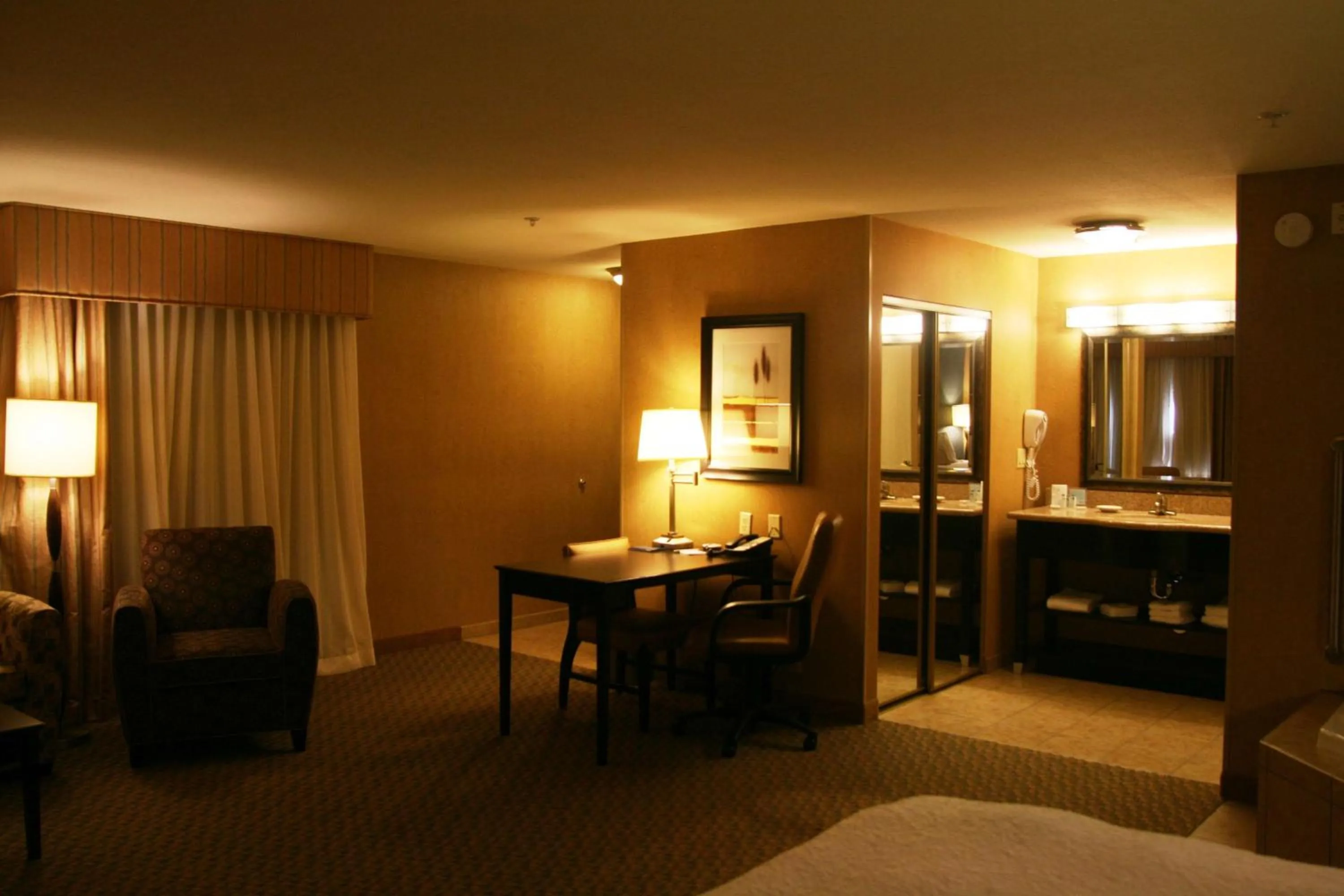 King Studio Suite with Whirlpool - Non-Smoking in Hampton Inn and Suites Barstow