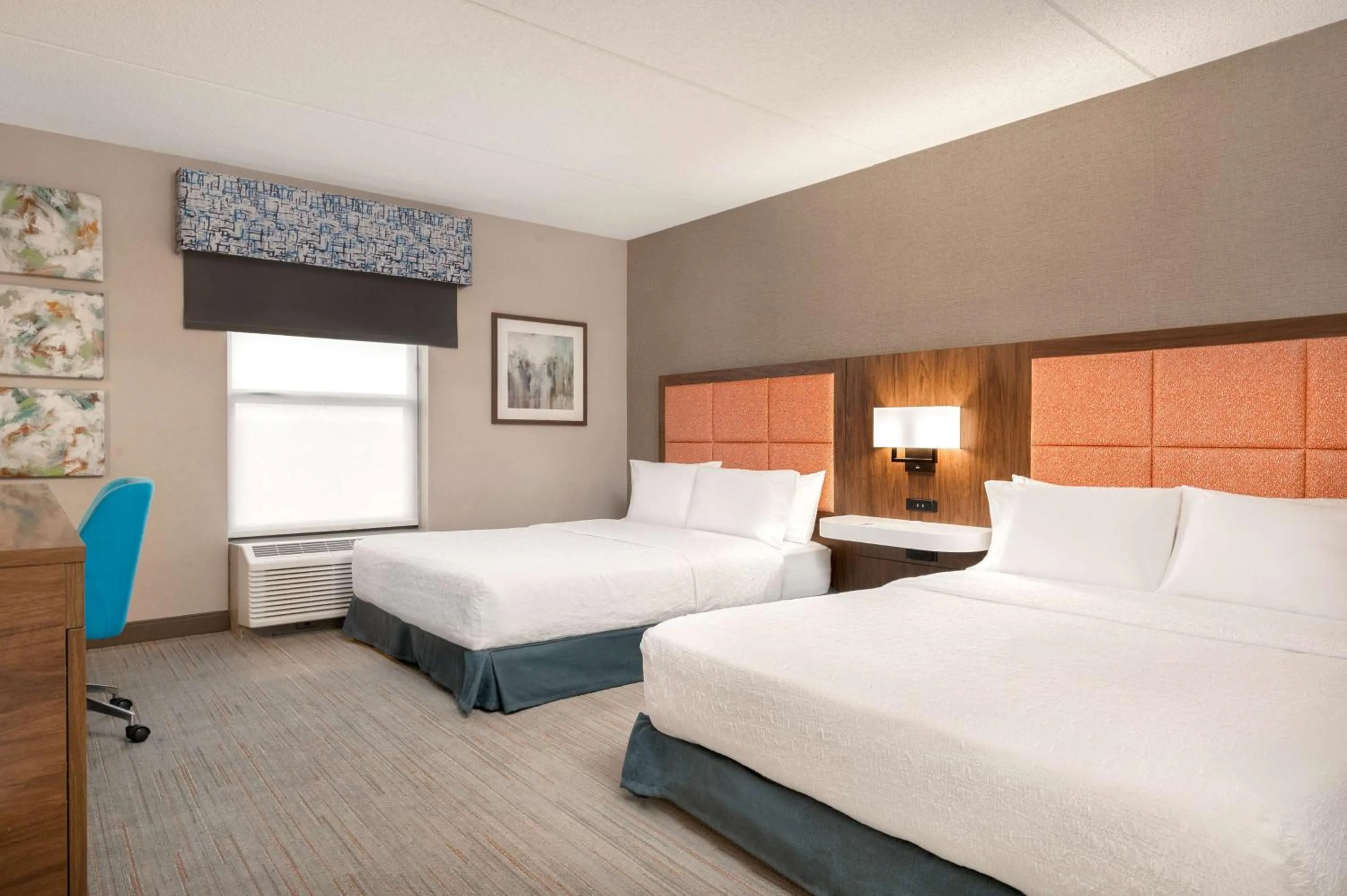 Queen Room with Two Queen Beds - Mobility Access/Non-Smoking in Hampton Inn Bloomsburg