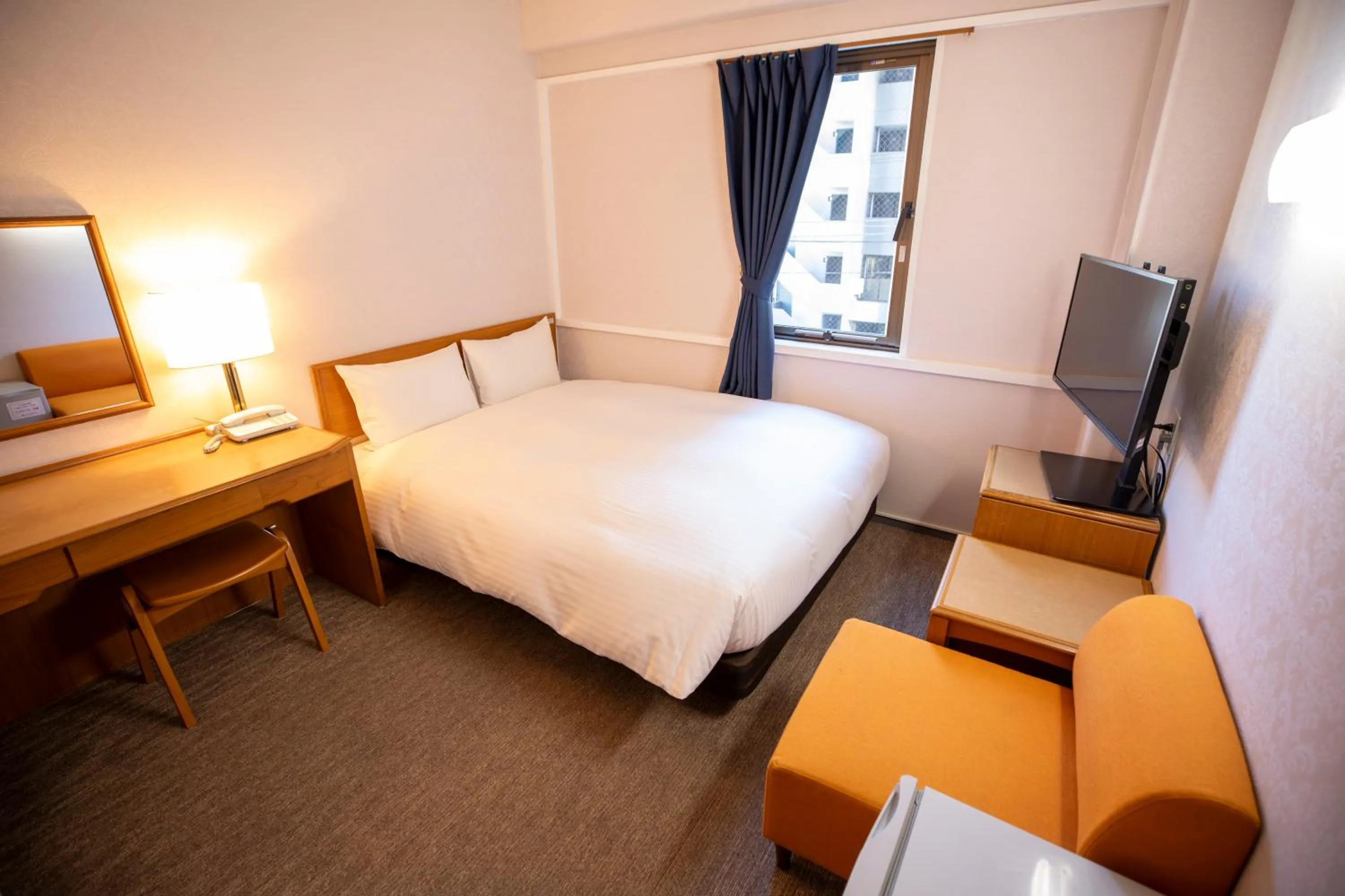 Double Room with Private Bathroom - Smoking in Hotel New Saitama