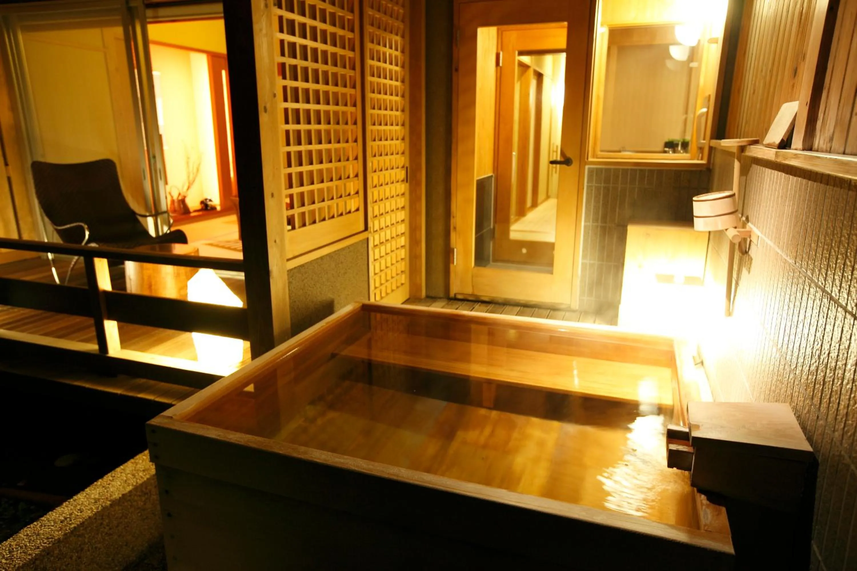 Japanese-Style House with Open-Air Bath - Non-Smoking in Yukairo Kikuya