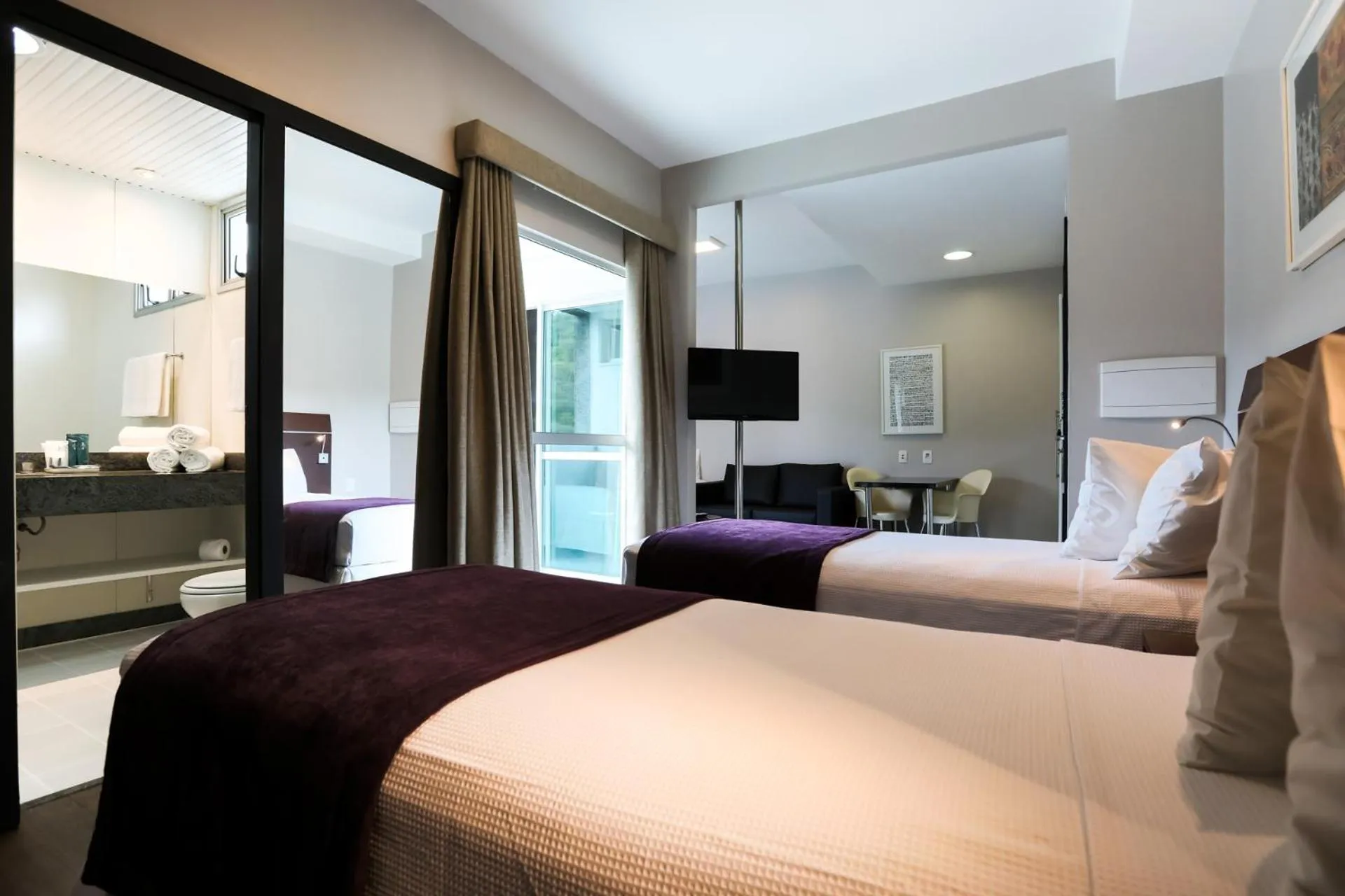 Superior Twin Room in San Diego Suites Ipatinga