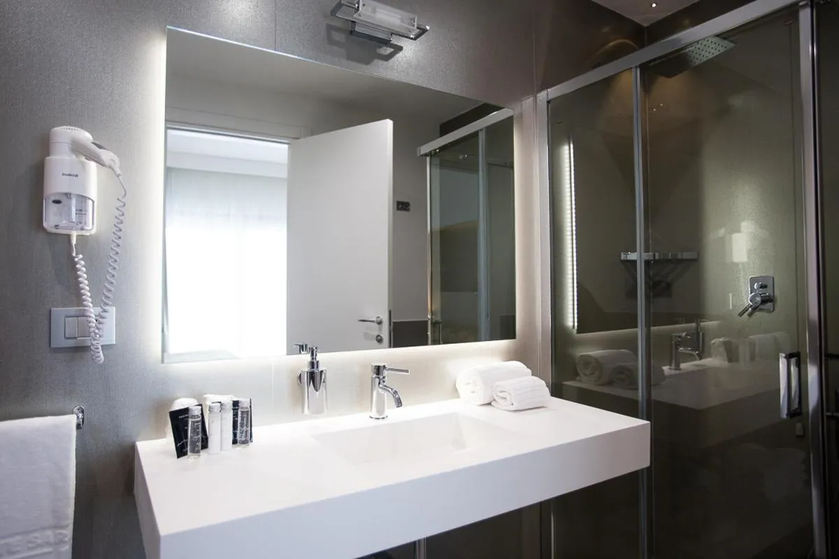 Superior Double or Twin Room with City View - single occupancy in Hotel Monte Sarago