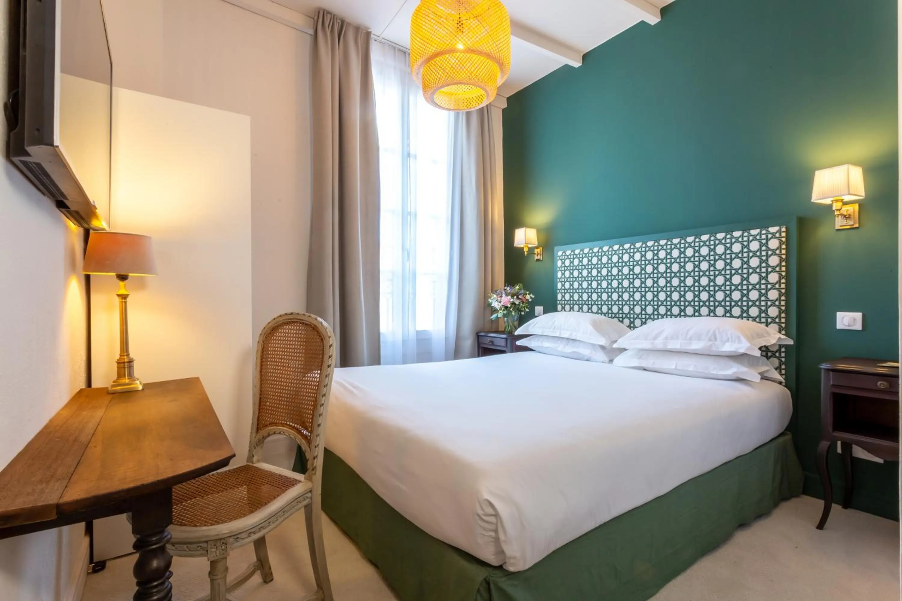 Classic Double Room in Hôtel Le Relais de Poste Arles Centre Historique