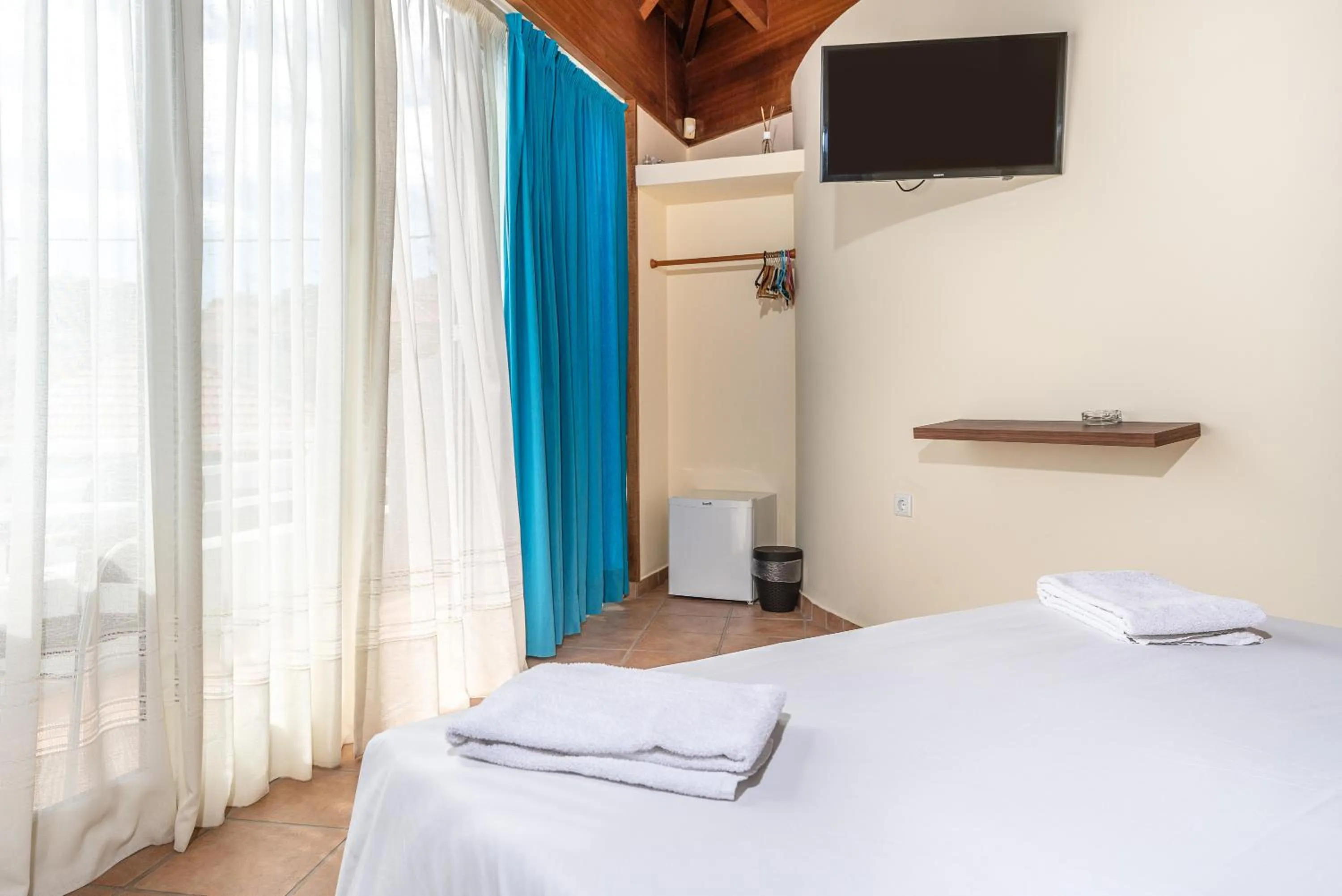 Double Room with Sea View in TarmarPlace