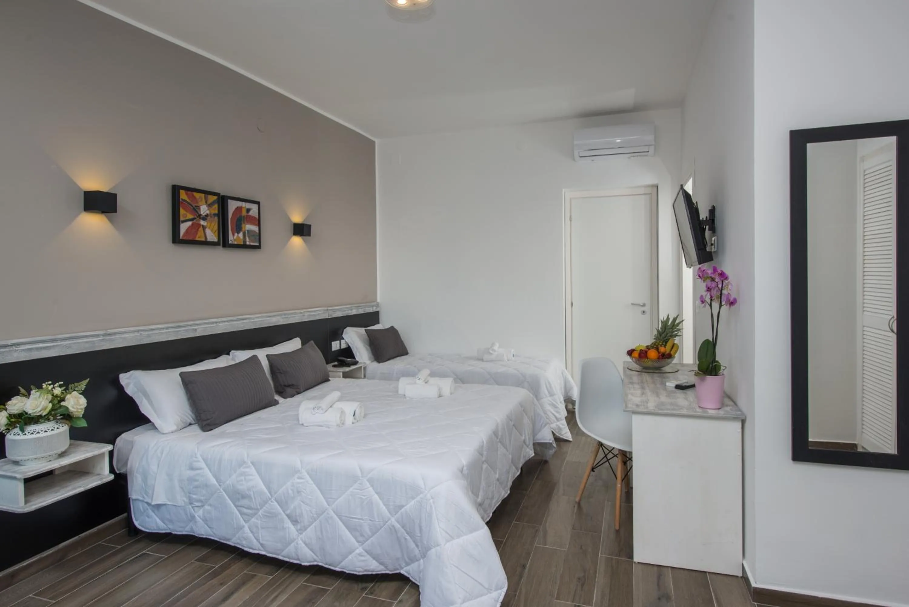 Standard Triple Room - single occupancy in Hotel Baia D'oro