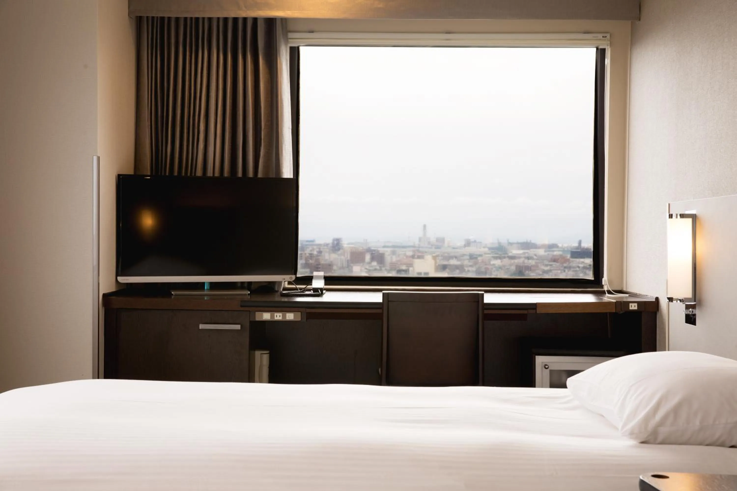 Superior Twin Room with City View - Non-Smoking in Kawasaki Nikko Hotel