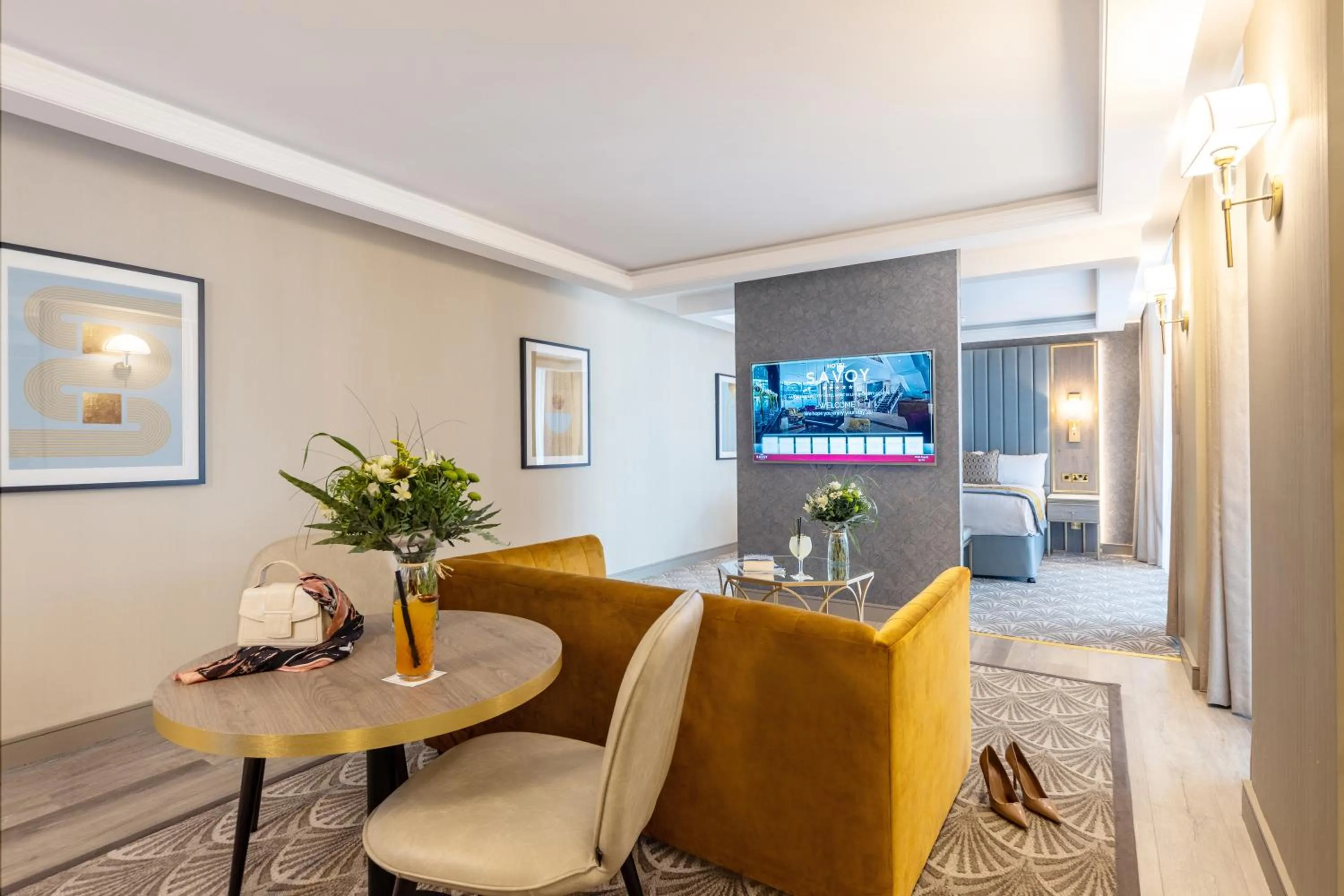 Junior Suite in The Savoy Hotel