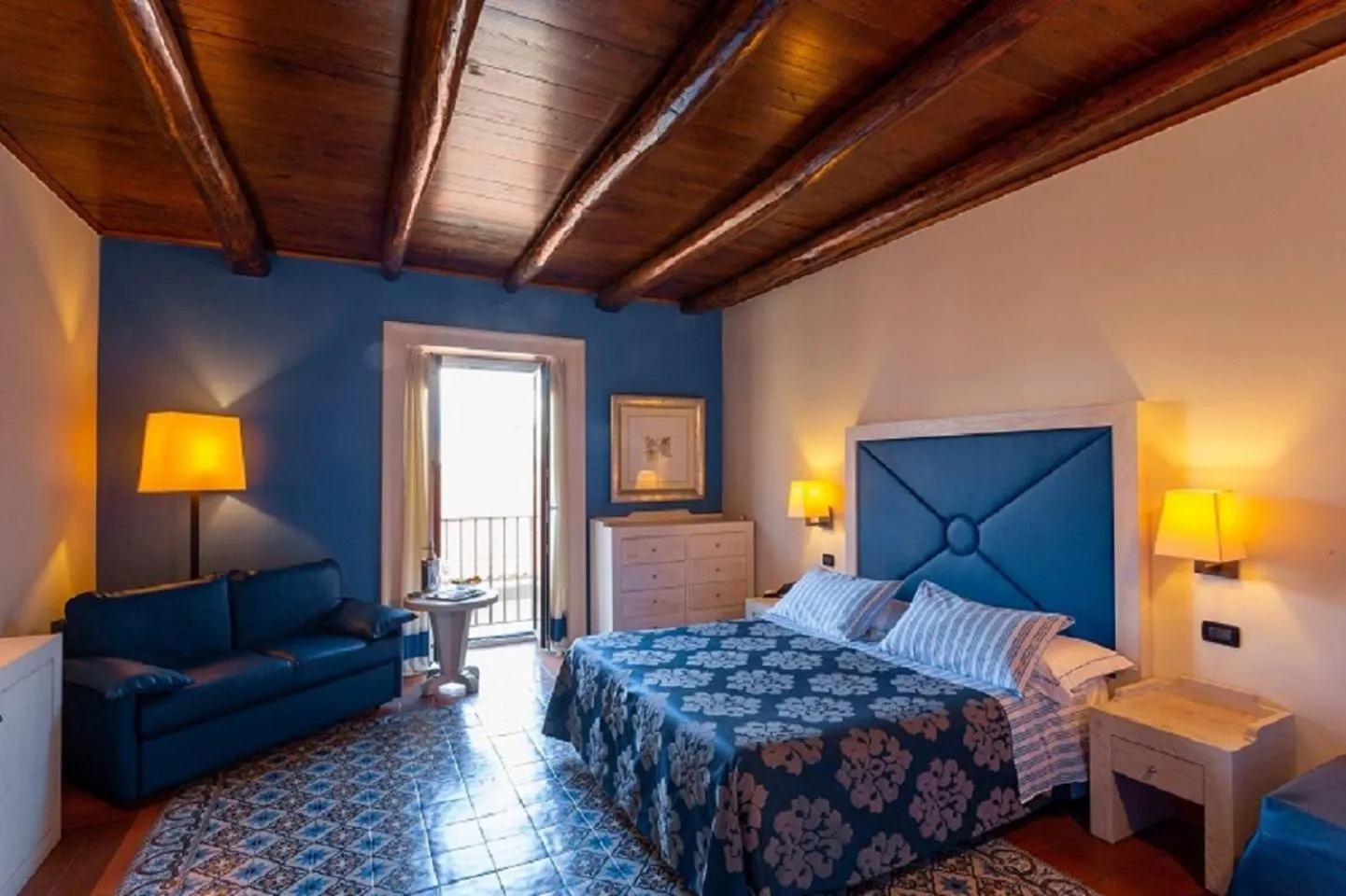 Deluxe Double or Twin Room in Maison Tofani