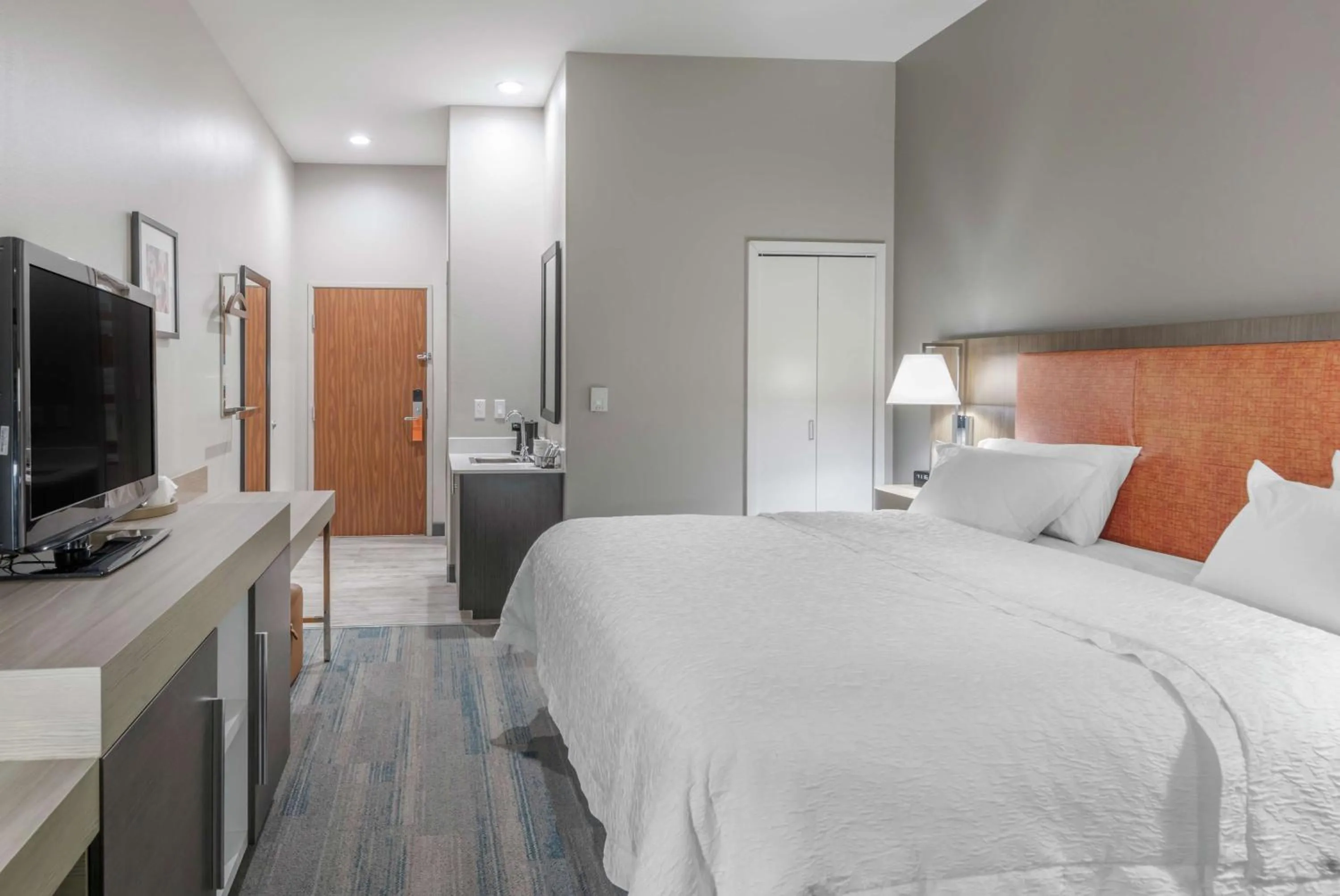 King Room - Non-Smoking in Hampton Inn Brownwood