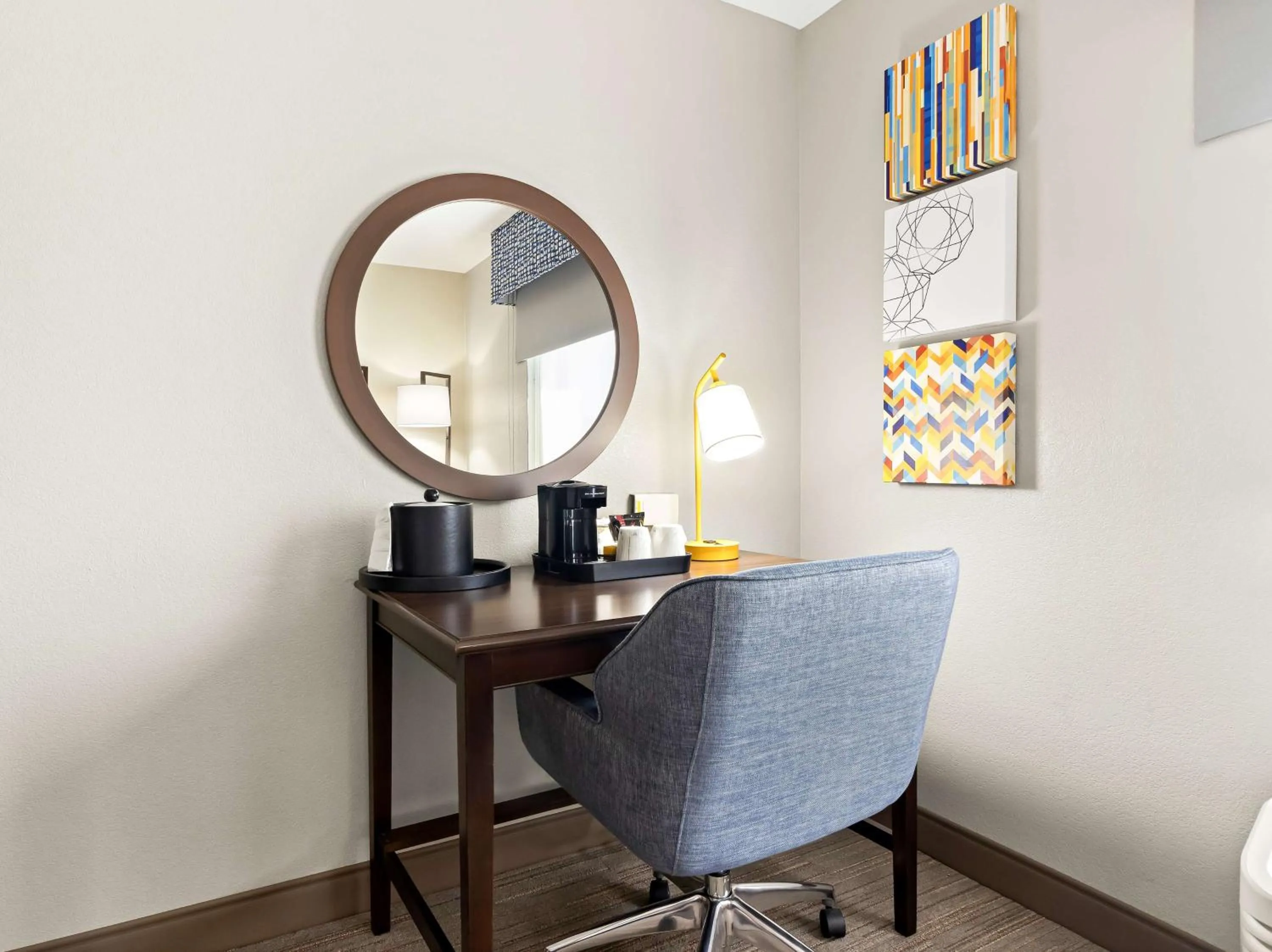 King Room with King Bed - Non-Smoking in Hampton Inn Blytheville