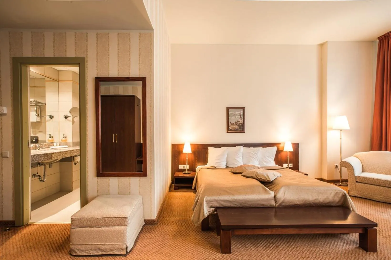 Junior Suite with Extra Bed in Monika Centrum Hotels