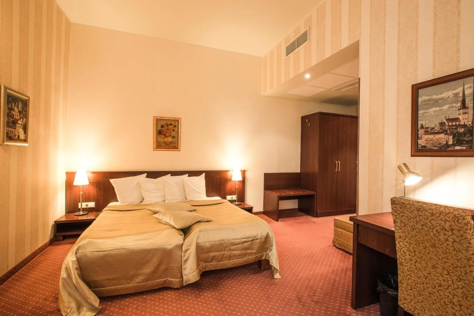 Double Room in Monika Centrum Hotels