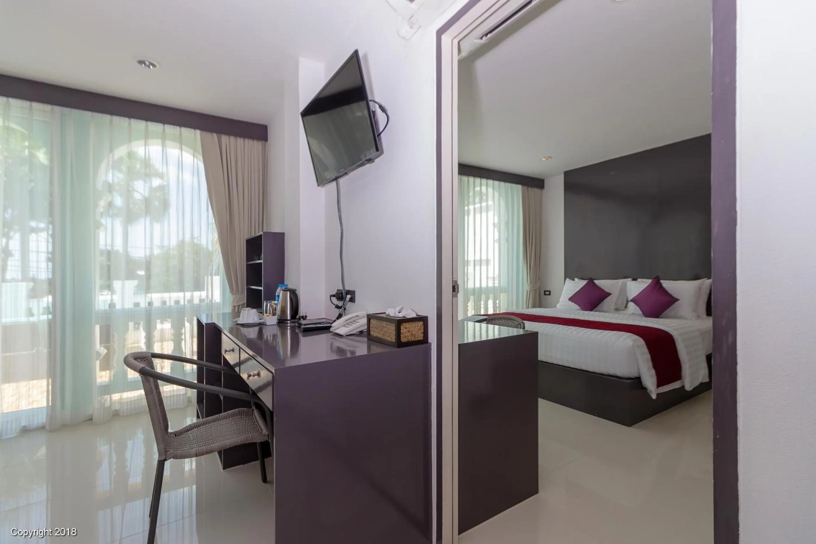 Suite with Private Pool in Modern Living Residence