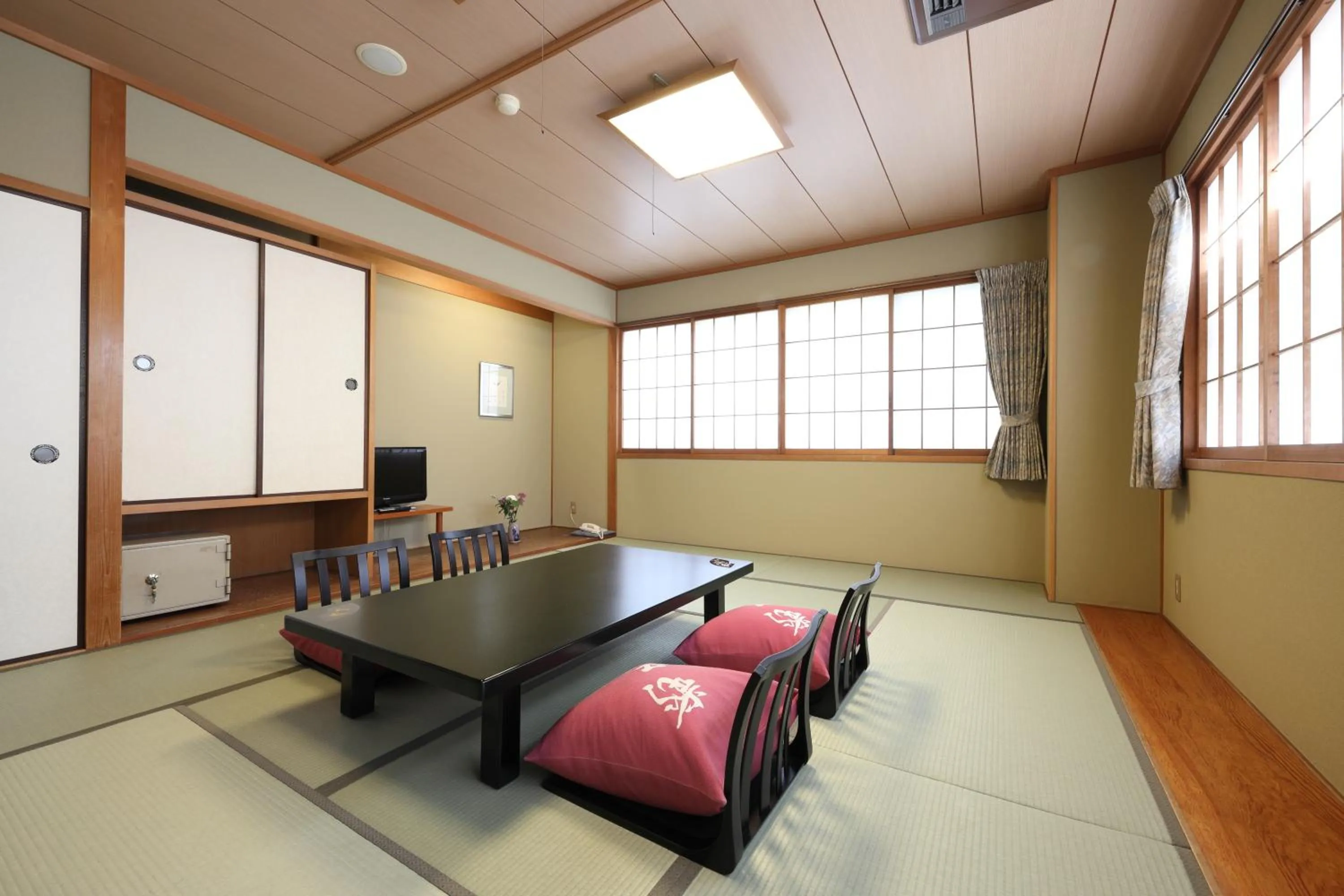 Standard Room - single occupancy in Gion Ryokan Karaku