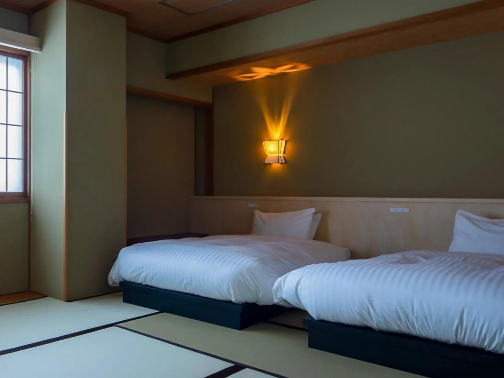 Twin Room with Tatami Floor in Gion Ryokan Karaku