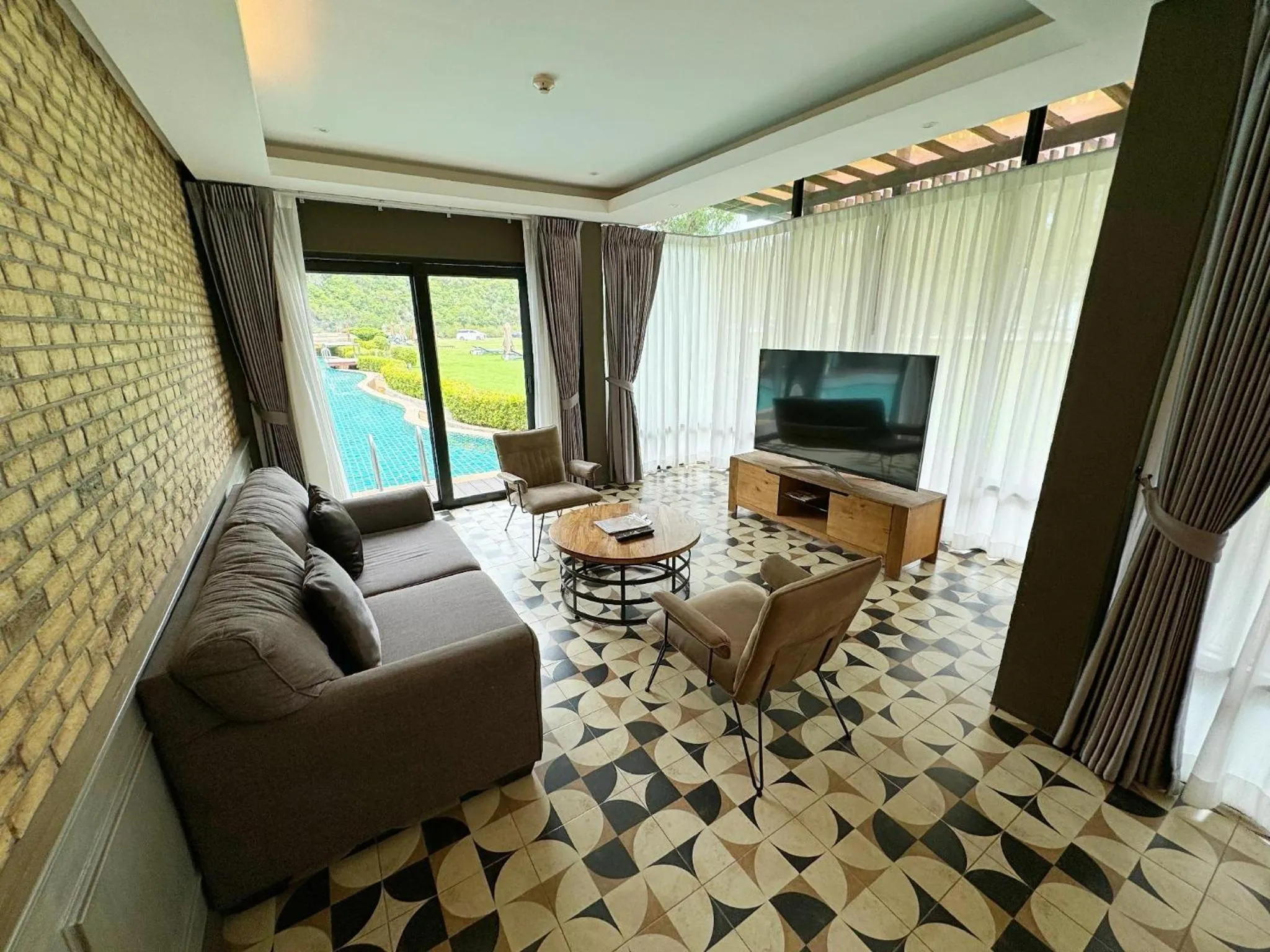 Family Room with Sea View in La Isla Pranburi Beach Resort
