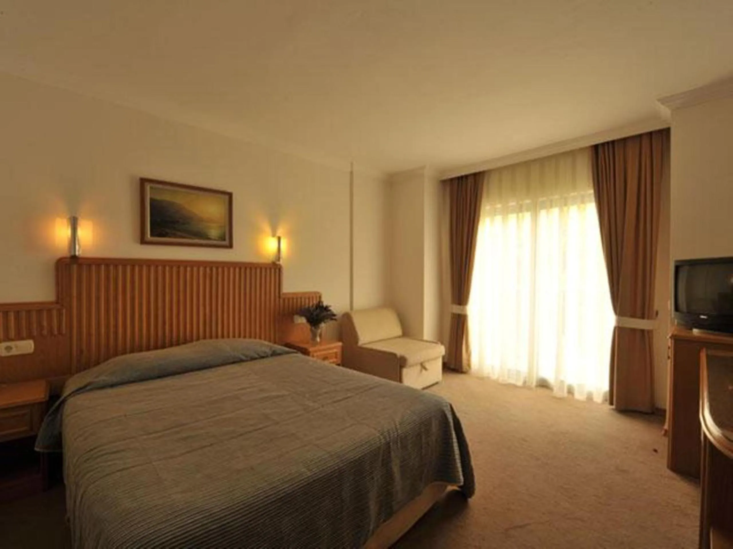 Standard Double Room in Belcehan Hotel