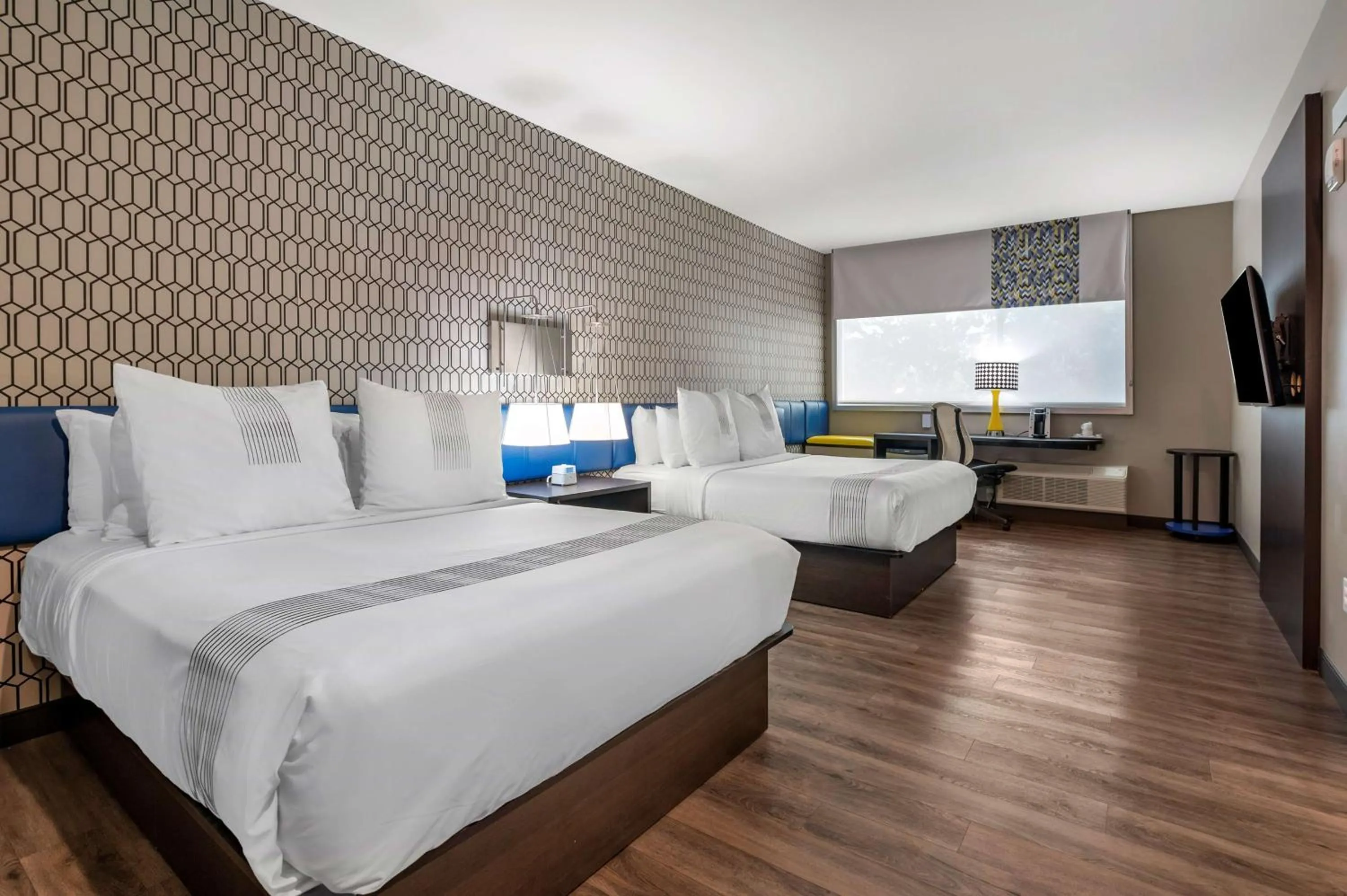 Queen Room with Two Queen Beds in GLō Best Western Lexington