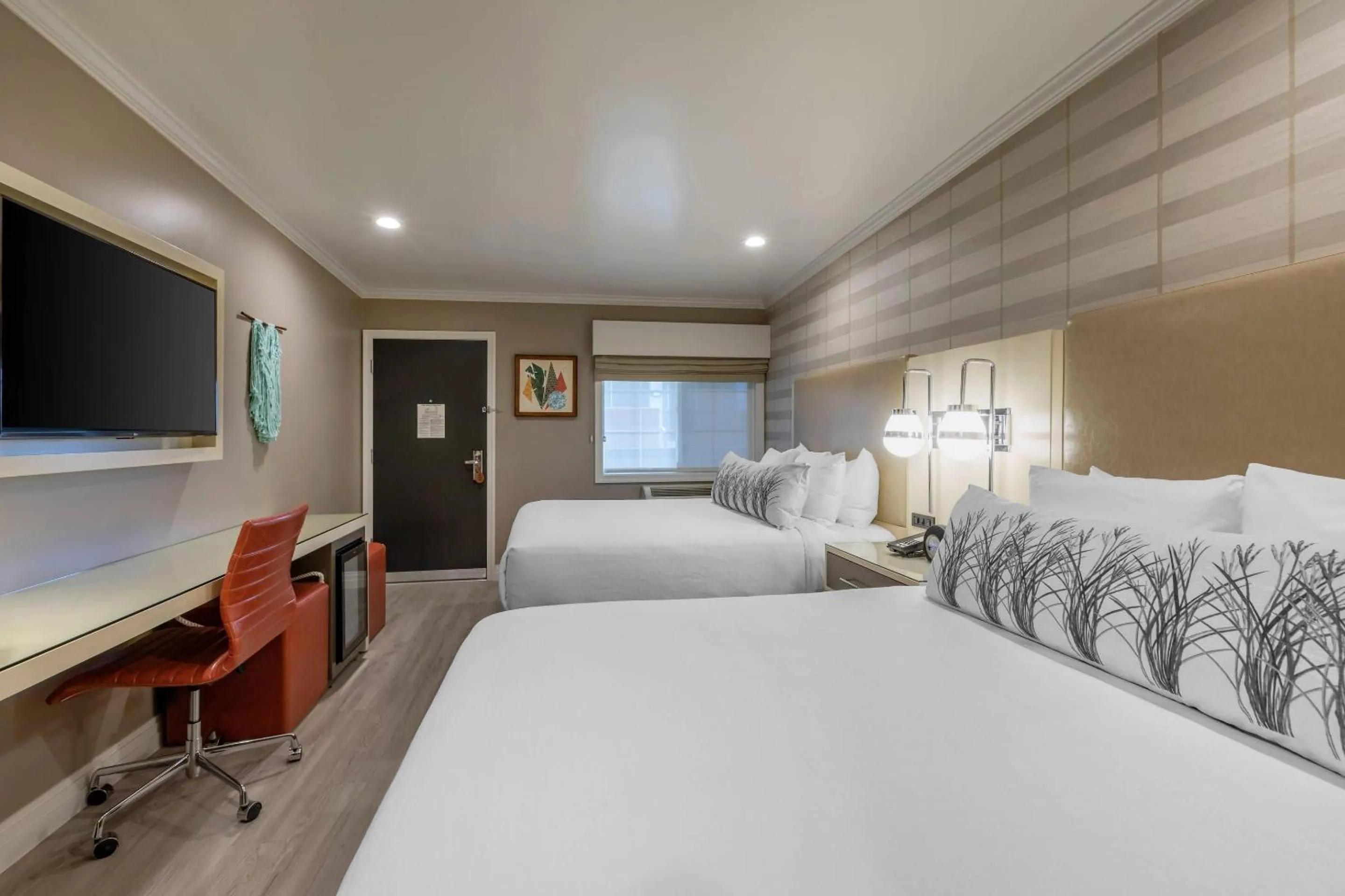 Standard Room, 2 Queen Beds, Accessible Roll-In Shower, Non Smokin in Bluestem Hotel Torrance Los Angeles, an Ascend Collection Hotel