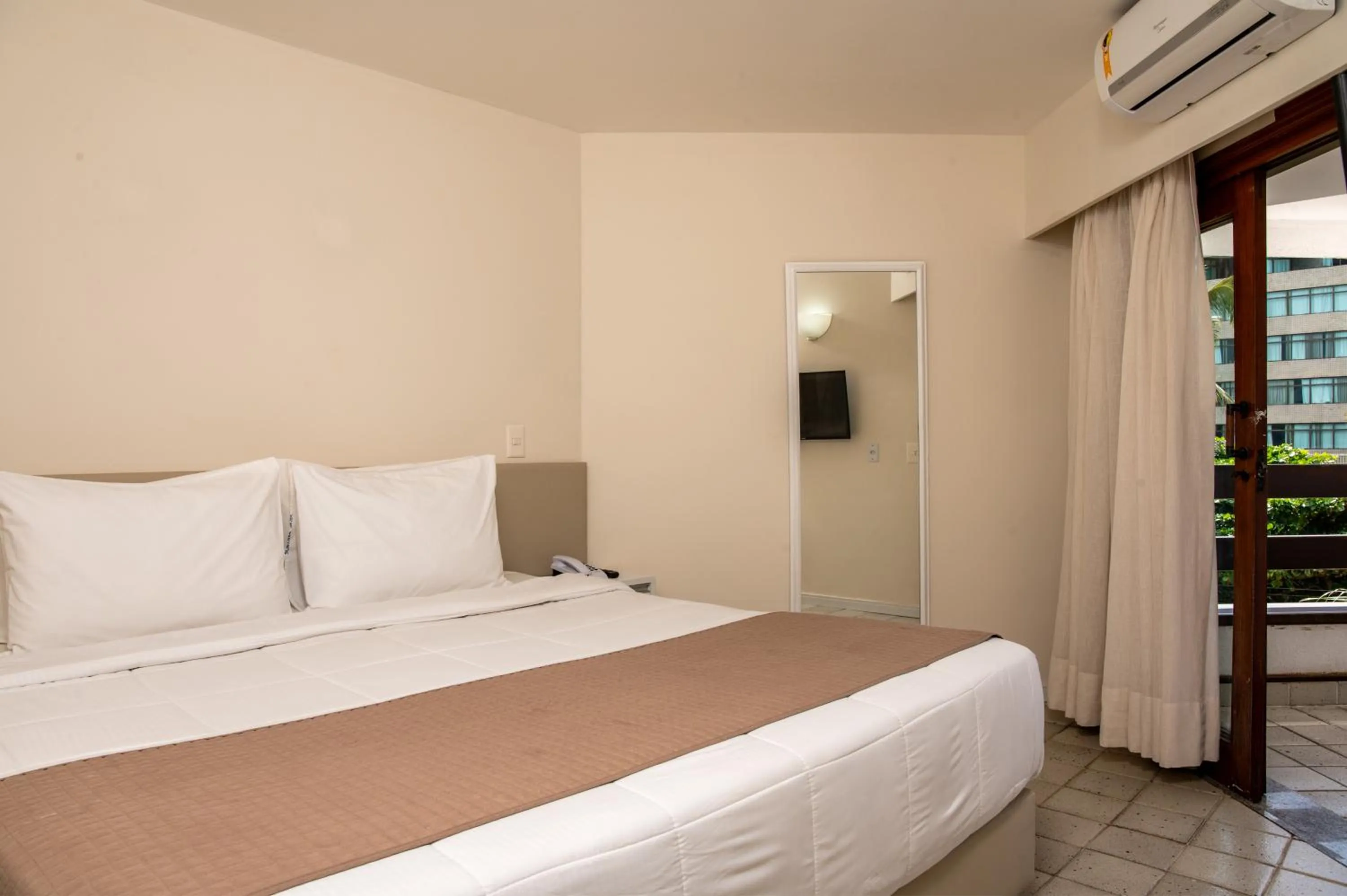 Apartment with Sea View with living room - single occupancy in Jatiúca Suites Resort by Slaviero Hotéis