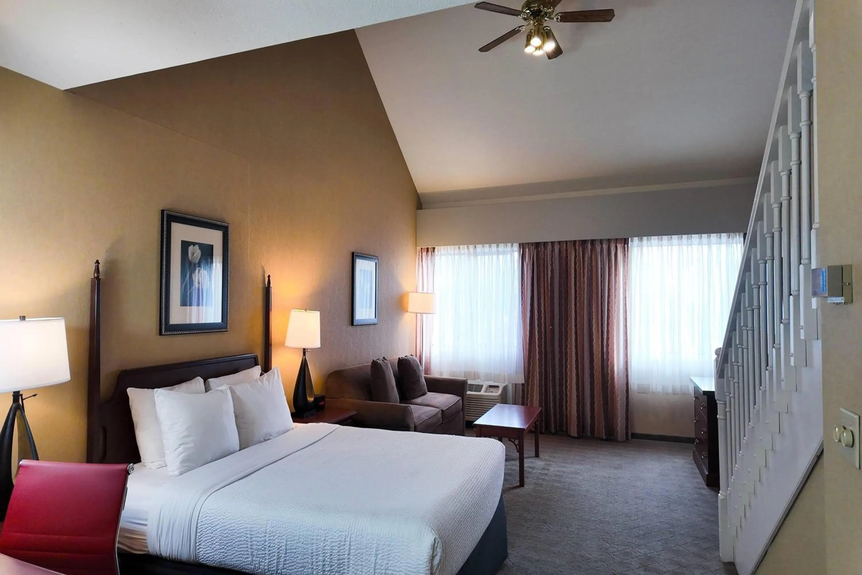 Loft Queen Suite with Two Queen Beds - Non-Smoking in Ramada by Wyndham Kelowna Hotel & Conference Center