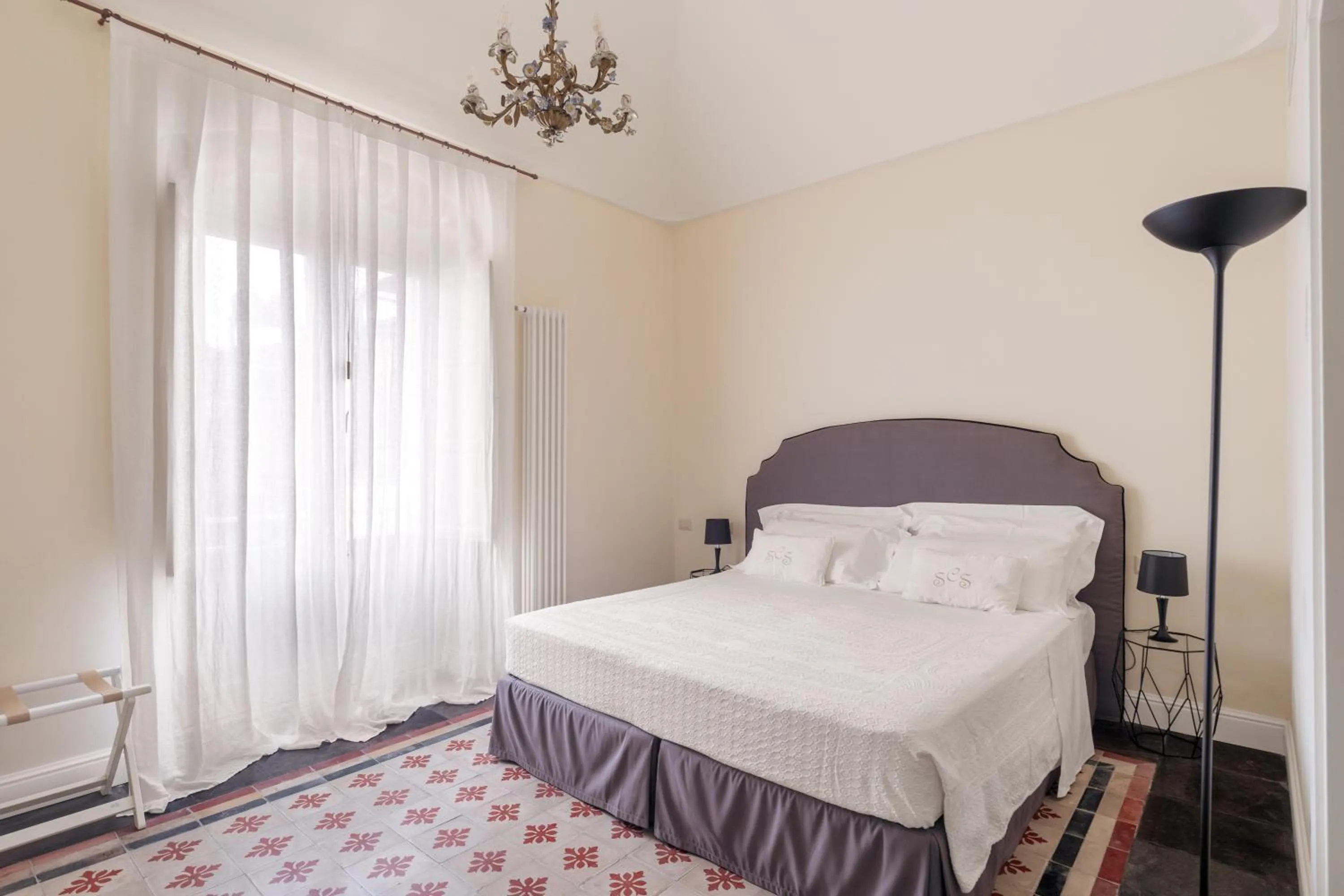 Double or Twin Room - Disability Access in San Carlo Suites