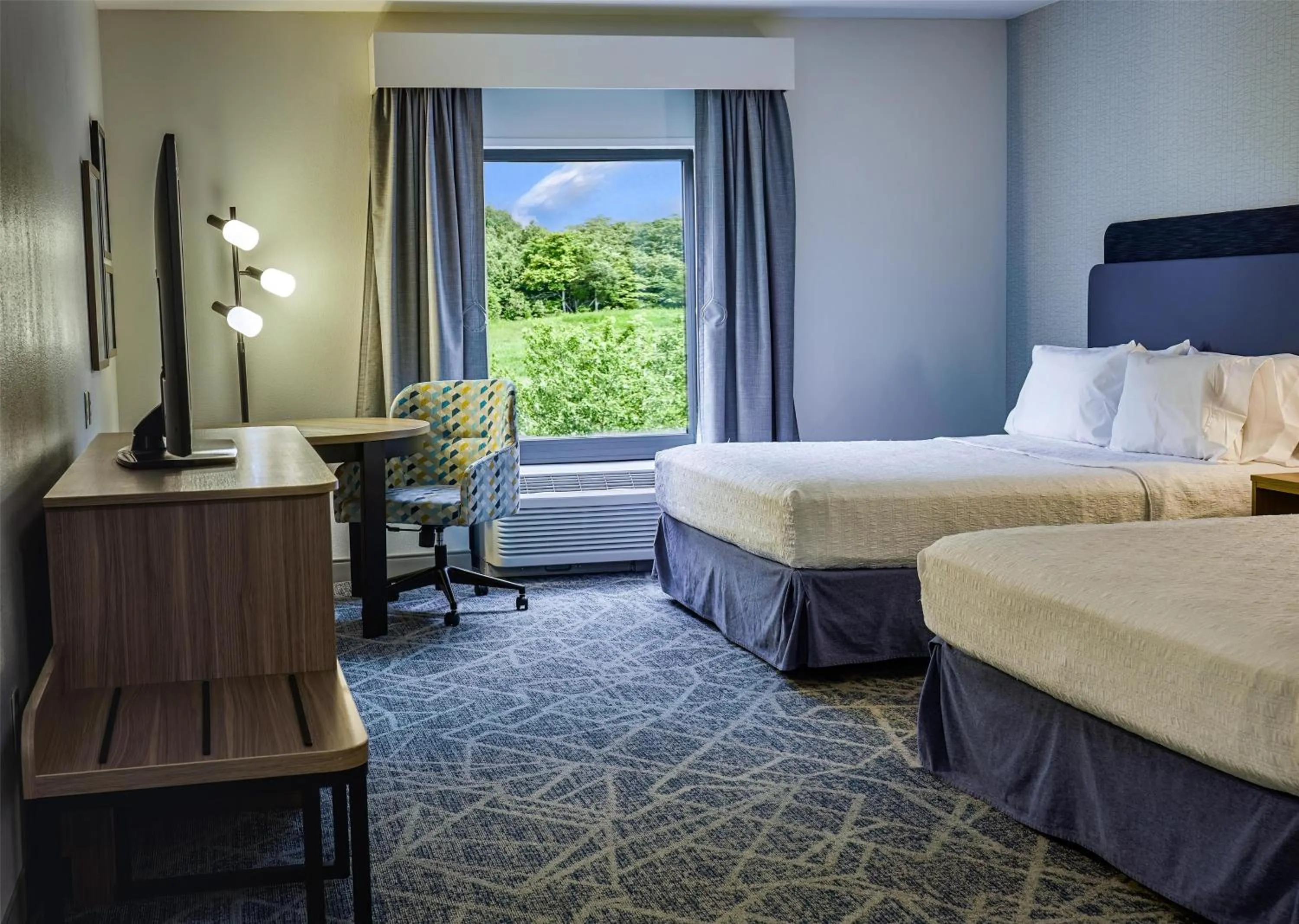 Queen Room with Two Queen Beds - Mobility and Hearing Access/Non-Smoking in Hampton Inn & Suites Radcliff/Fort Knox