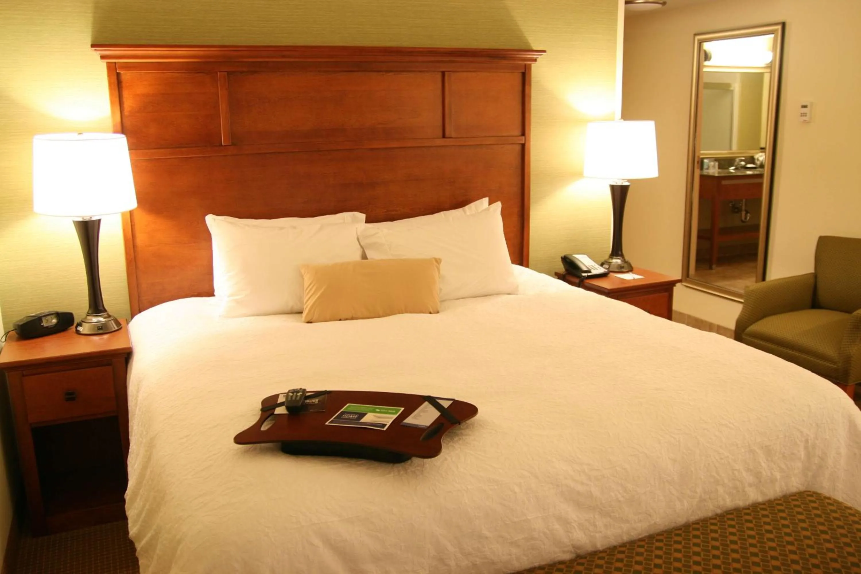 King Room with King Bed - Non-Smoking in Hampton Inn & Suites Radcliff/Fort Knox
