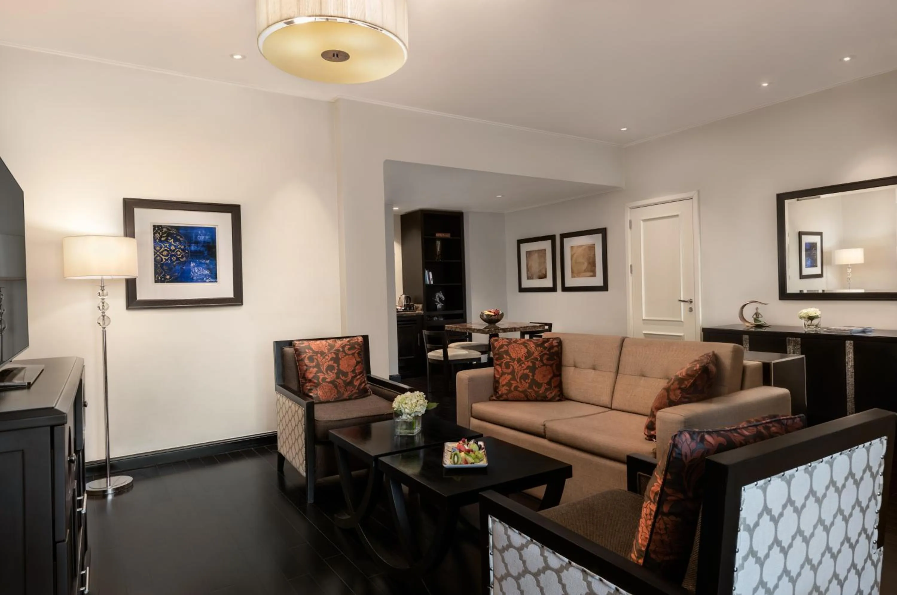 Family Suites With Free Shuttle Bus to Public Beach in Oaks Ibn Battuta Gate Dubai