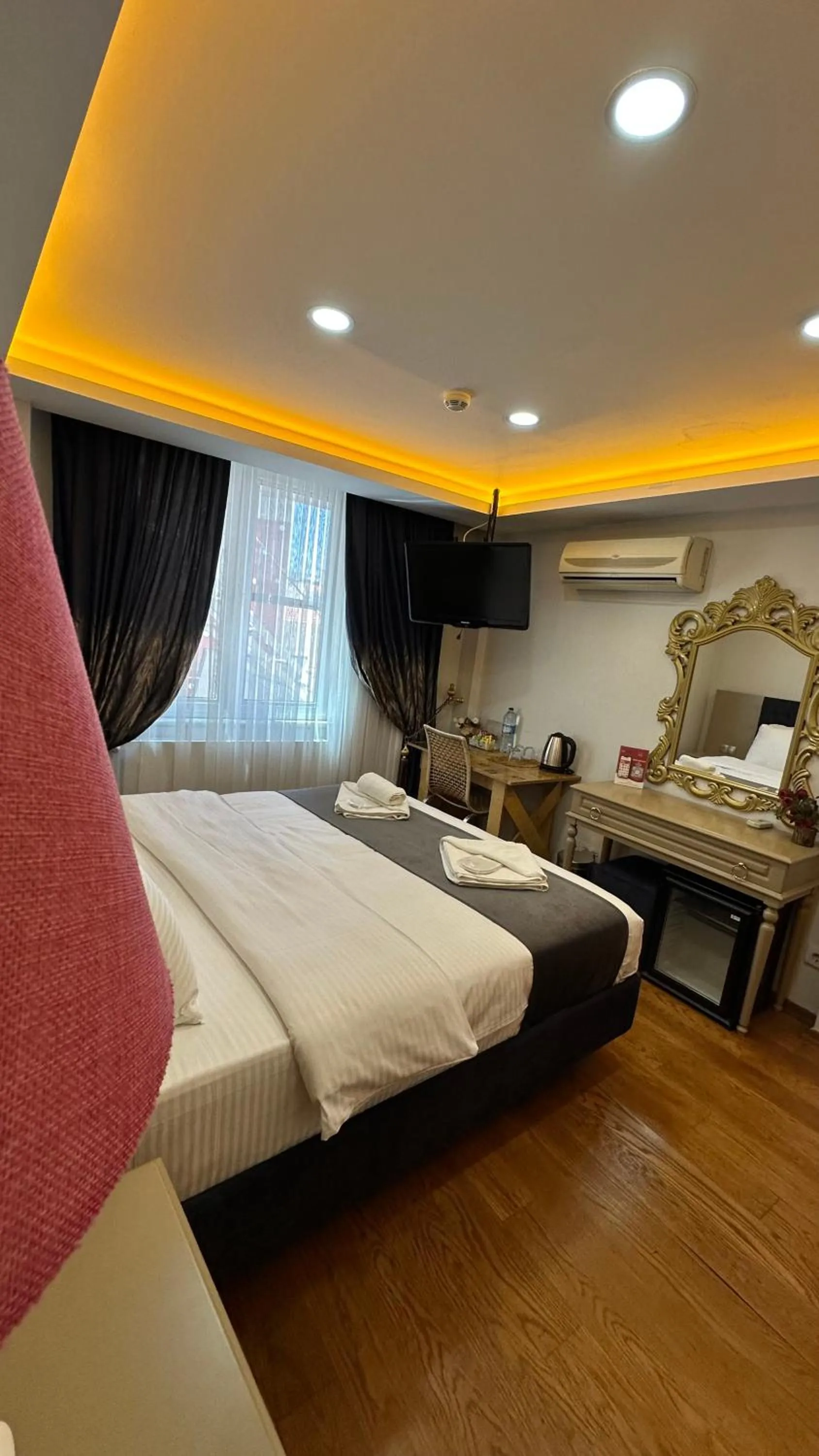 Double Room with Private Bathroom in Hotel Next2