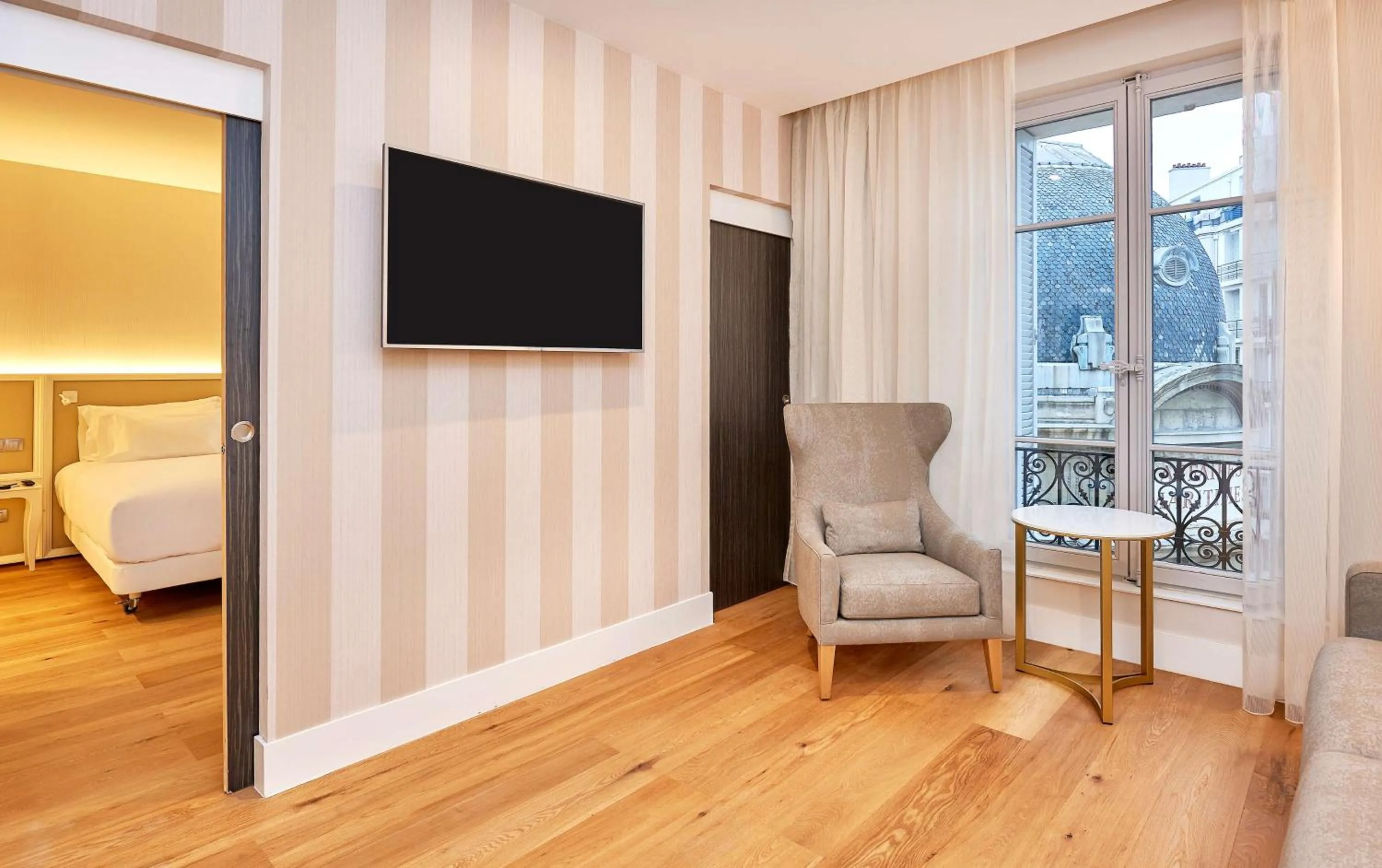 Suite in NH Collection Marseille