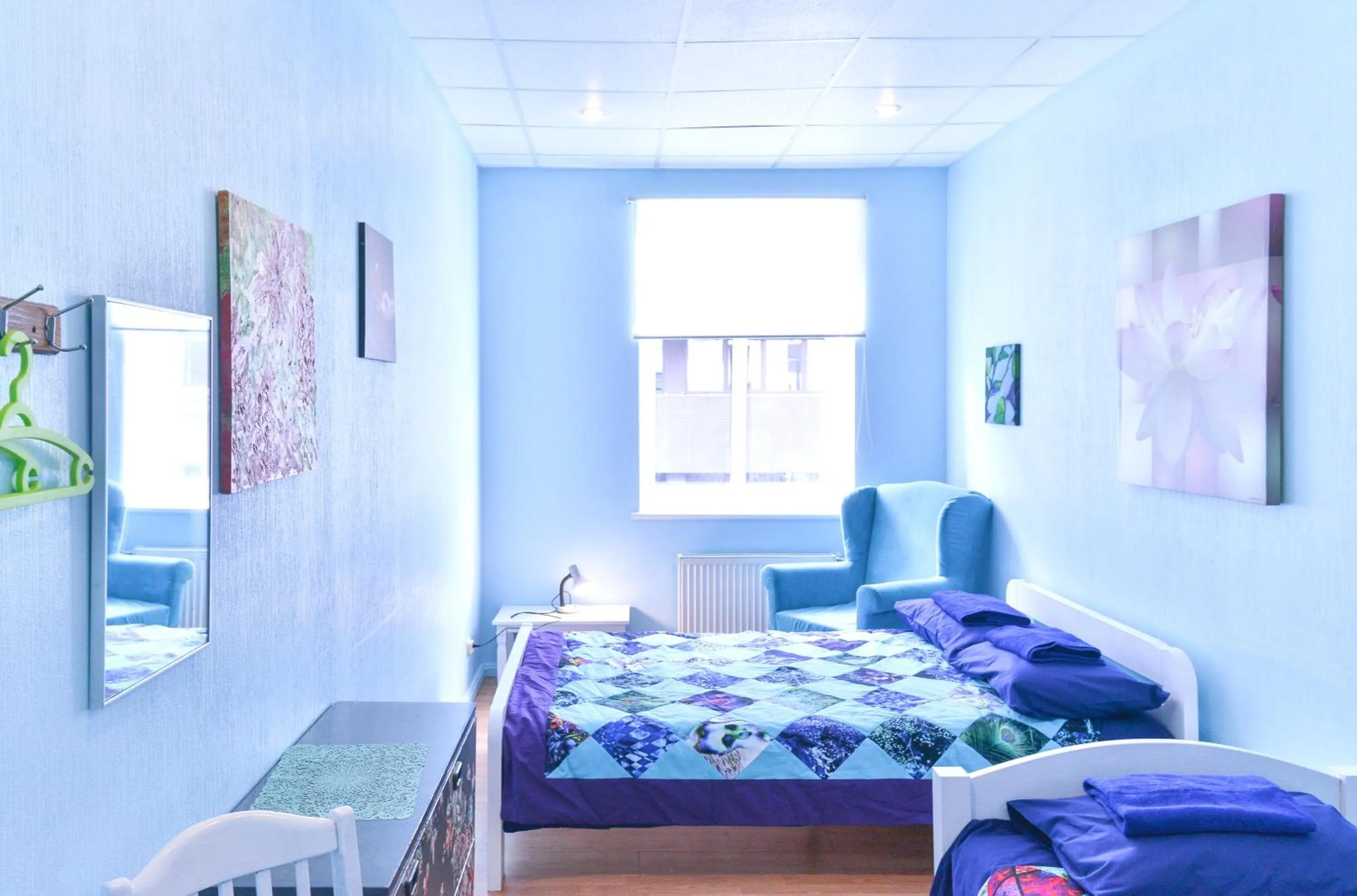 Family Room with Shared Bathroom in Central Hostel