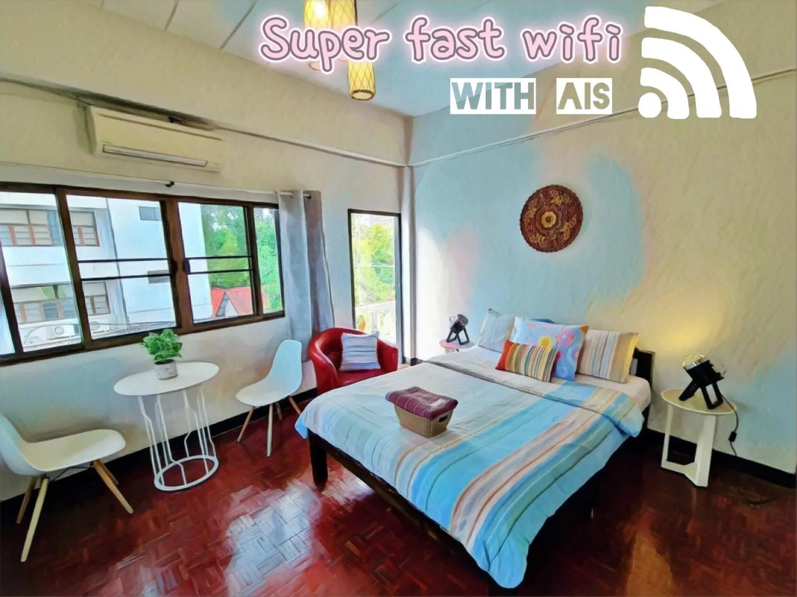 Queen Room with Balcony in Bed and Terrace Guesthouse Chiang Mai