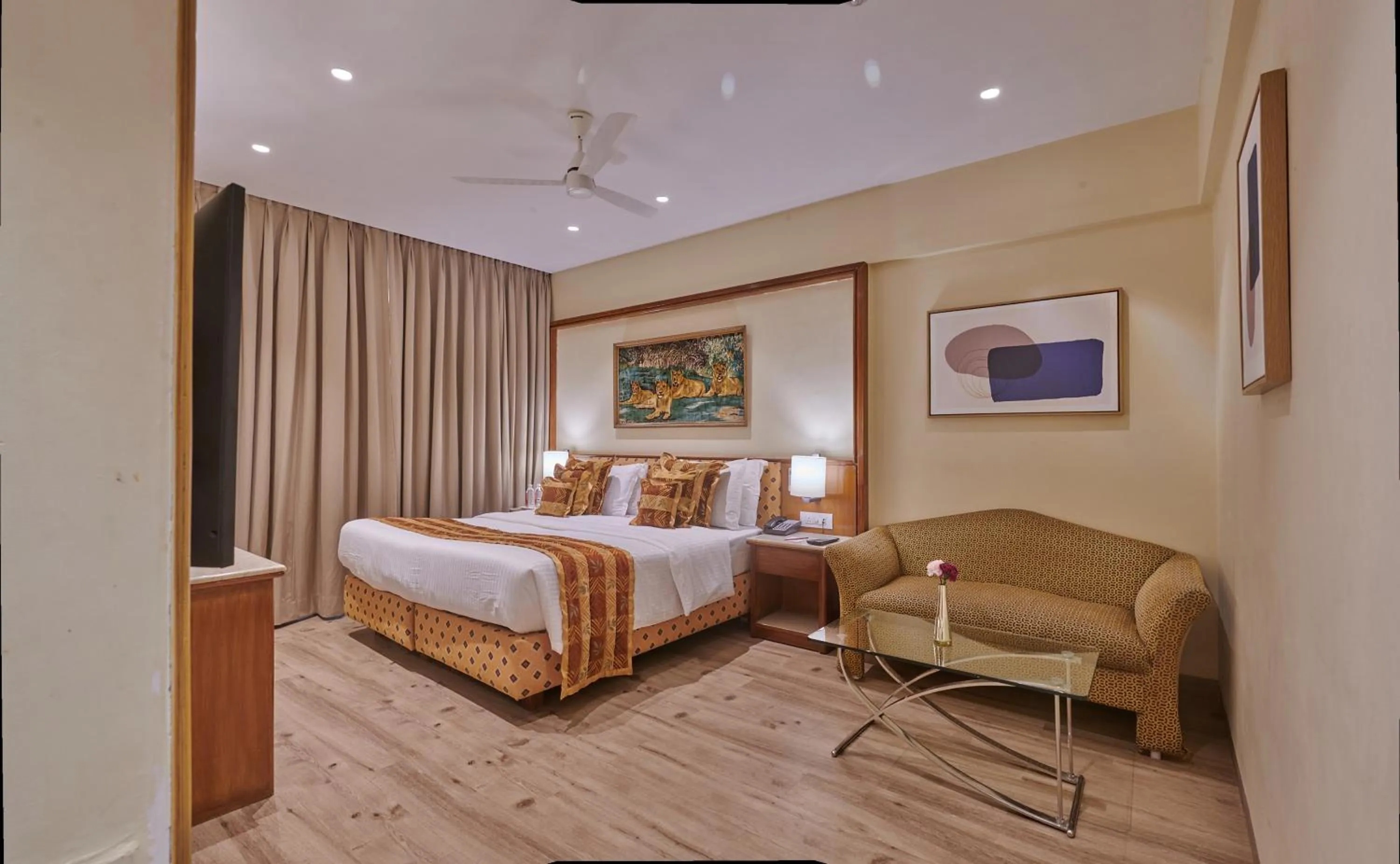 Standard Room Queen Bed - single occupancy in Regent Hotel Andheri