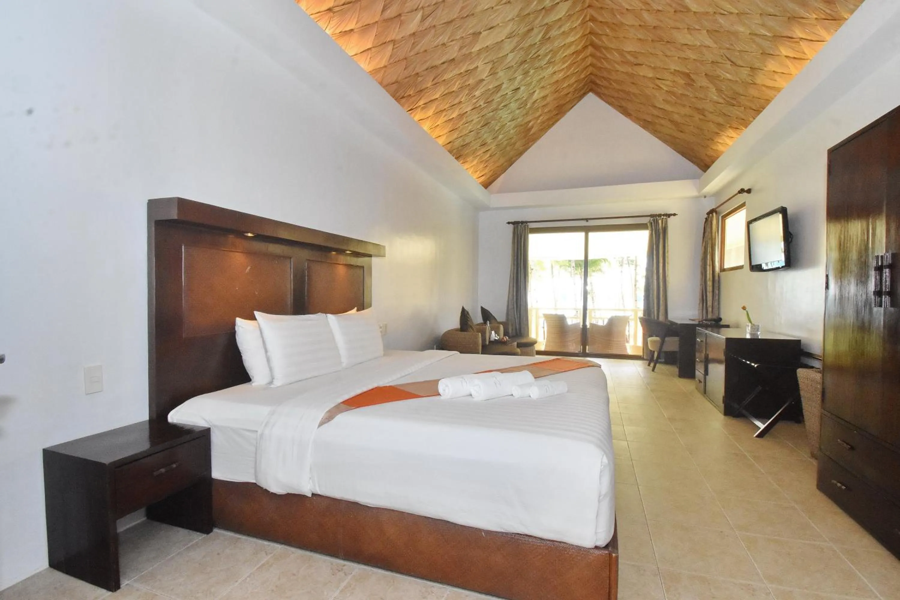 Premier Suite 2 pax in Ambassador In Paradise