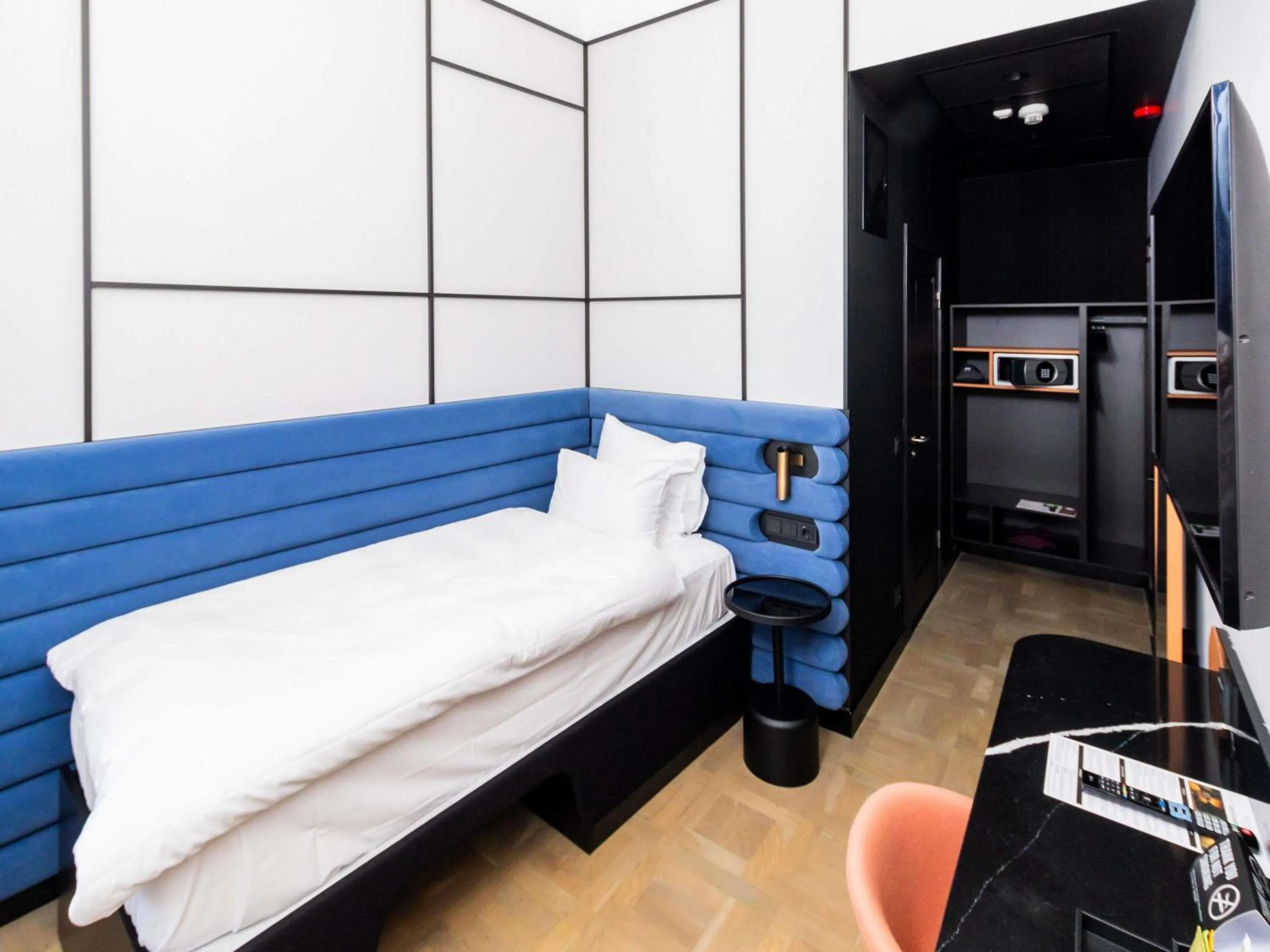 Comfort Single Room in TRIBE Riga City Centre